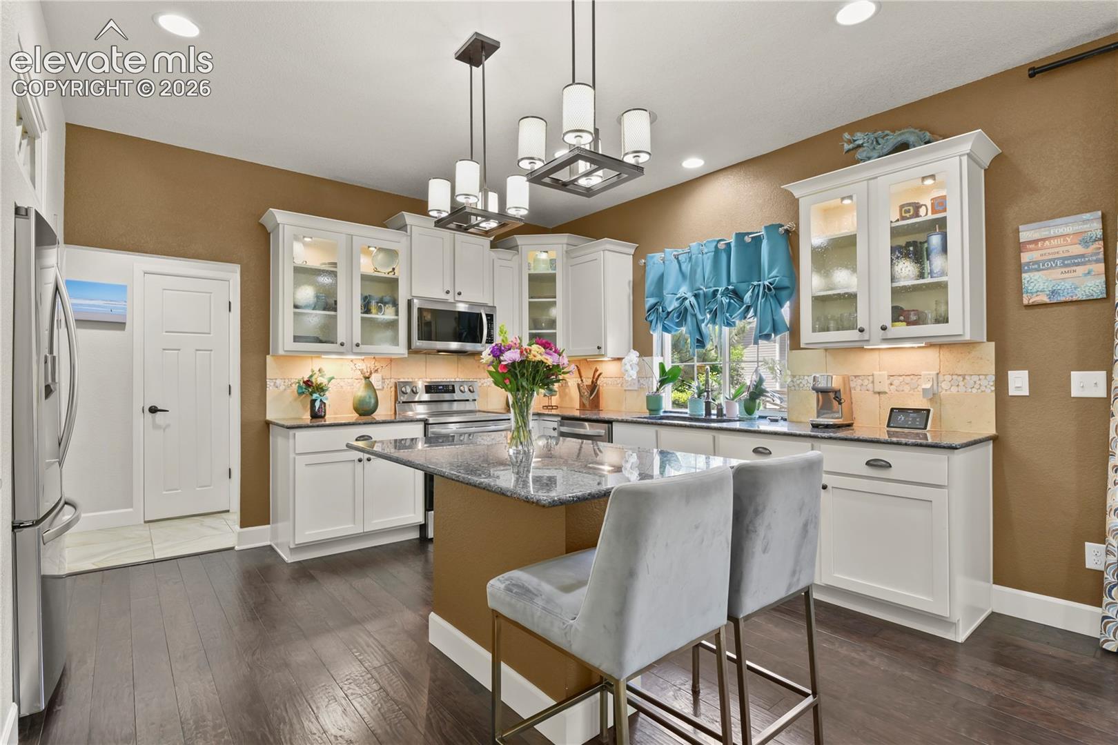 8276 Cypress Wood Drive, photo 10
