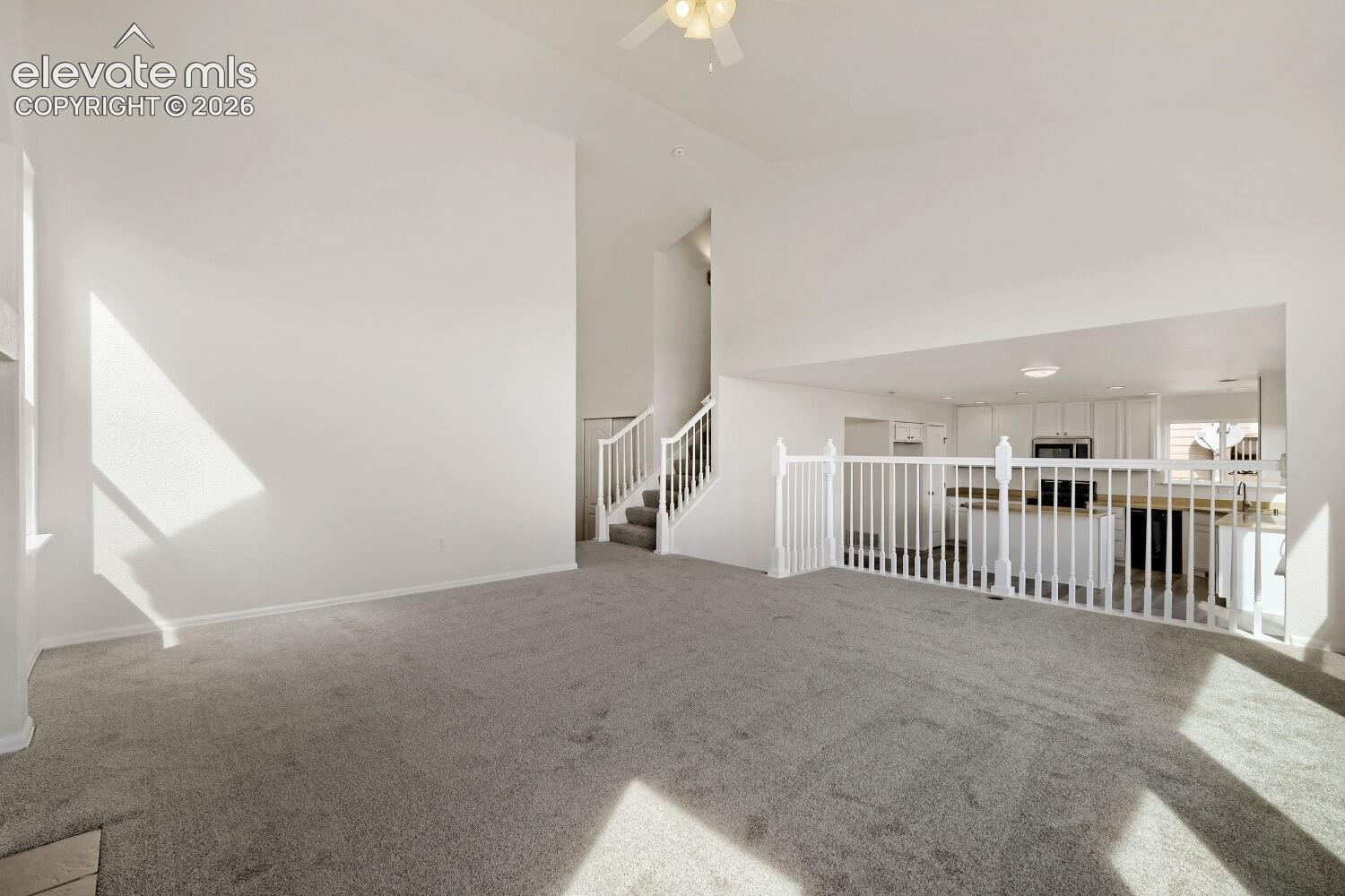 Listing photo 6 for 10025 everglades Drive