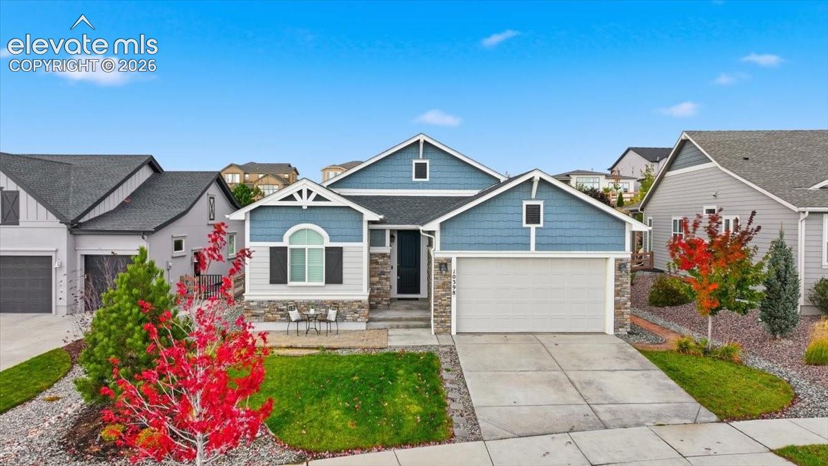 Listing photo 3 for 10398 Sharon Springs Drive