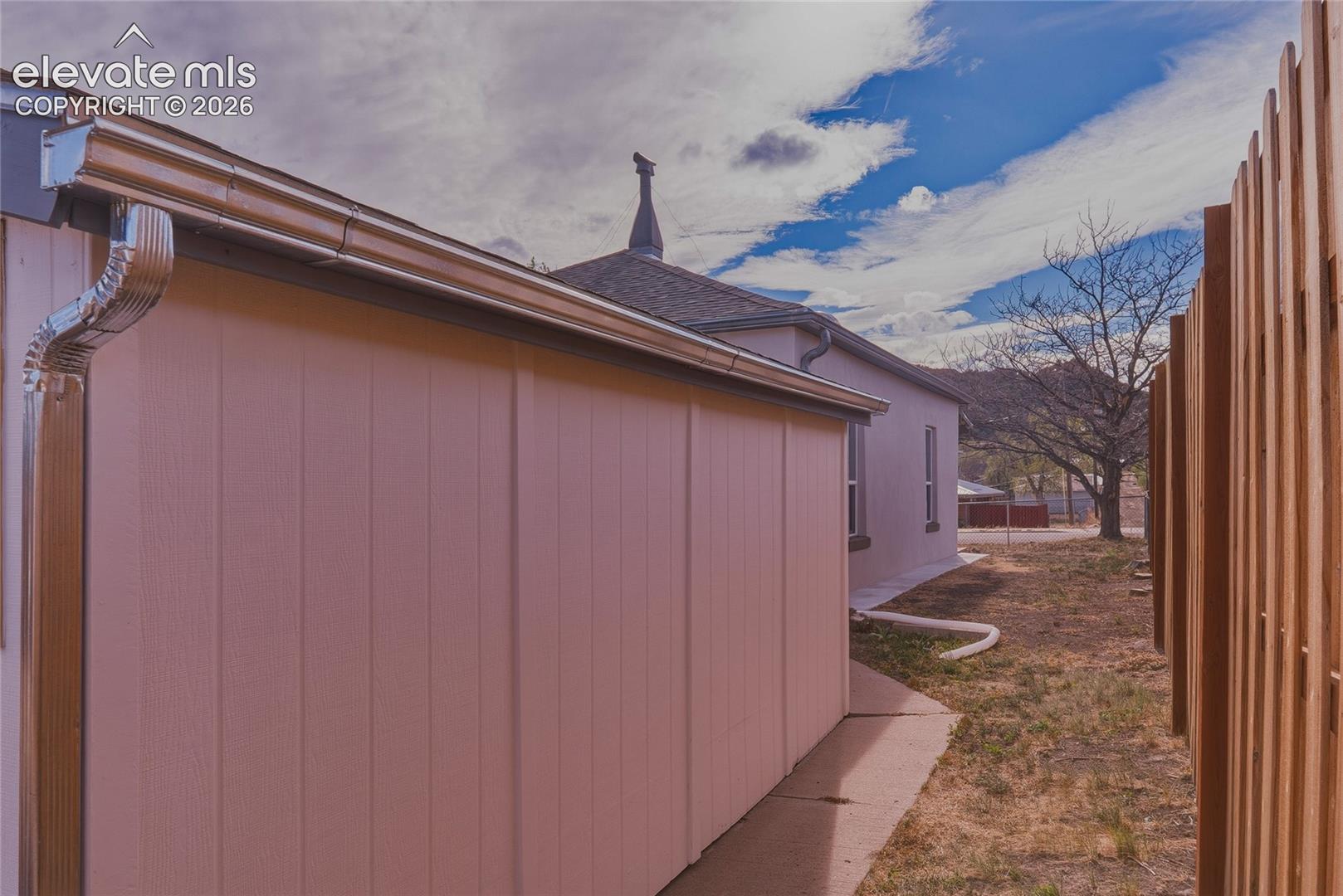 1610 San Luis Street, photo 24