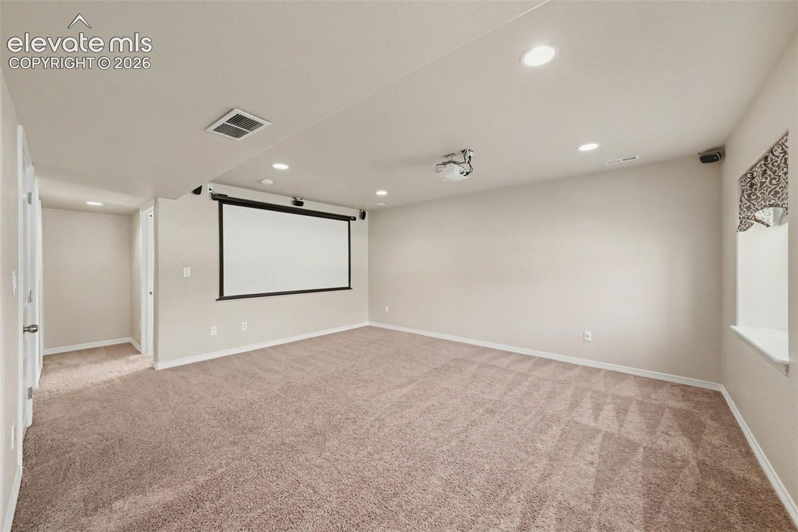 Listing photo 48 for 803 Deschutes Drive