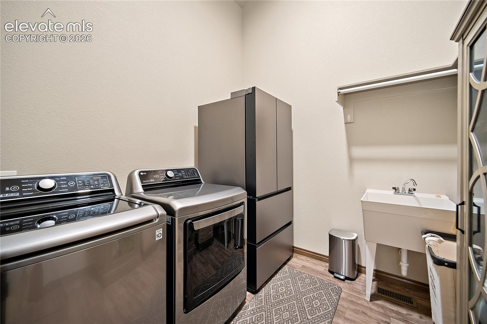 Listing photo 20 for 12692 Clark Peak Court