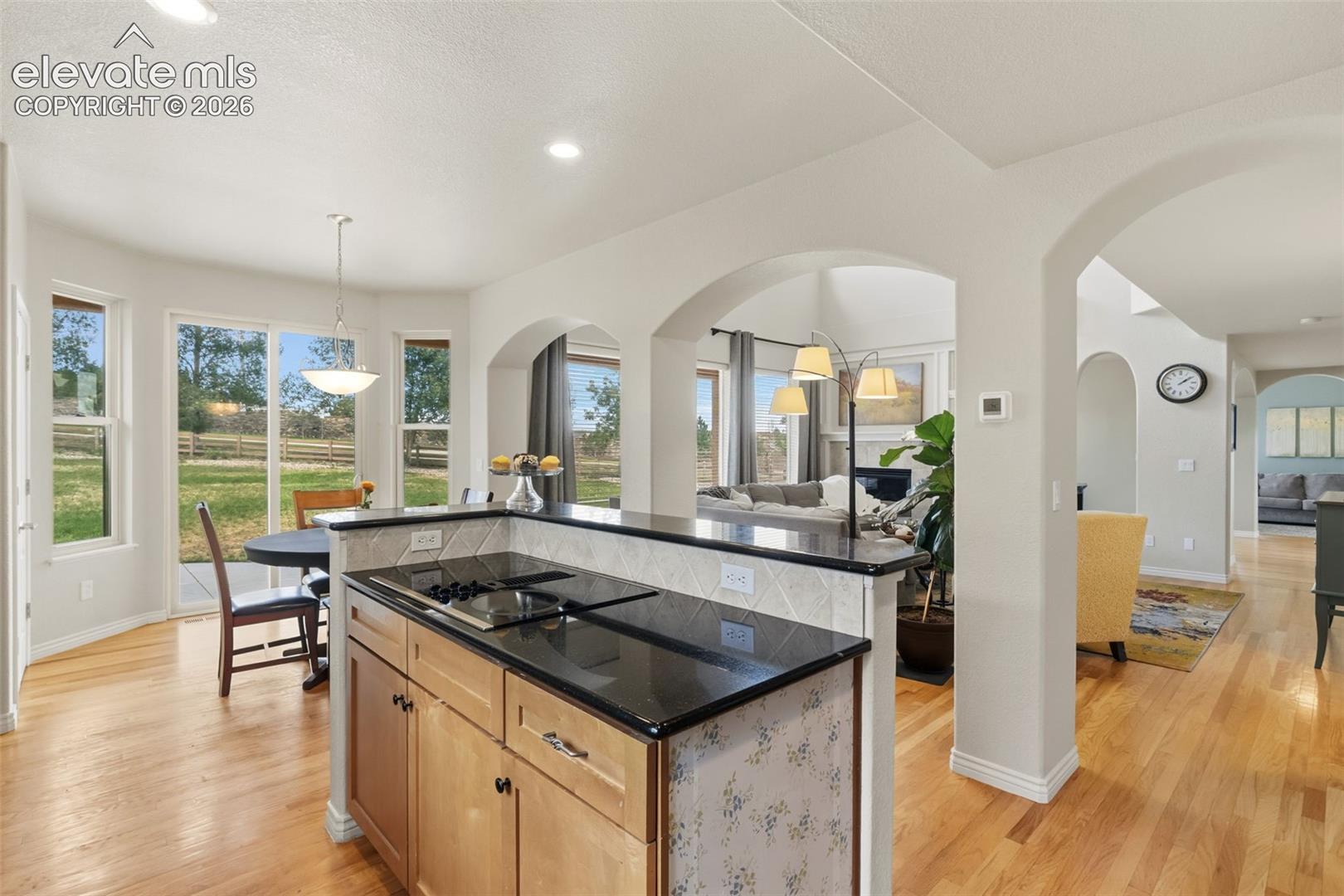 Listing photo 14 for 2114 Diamond Creek Drive