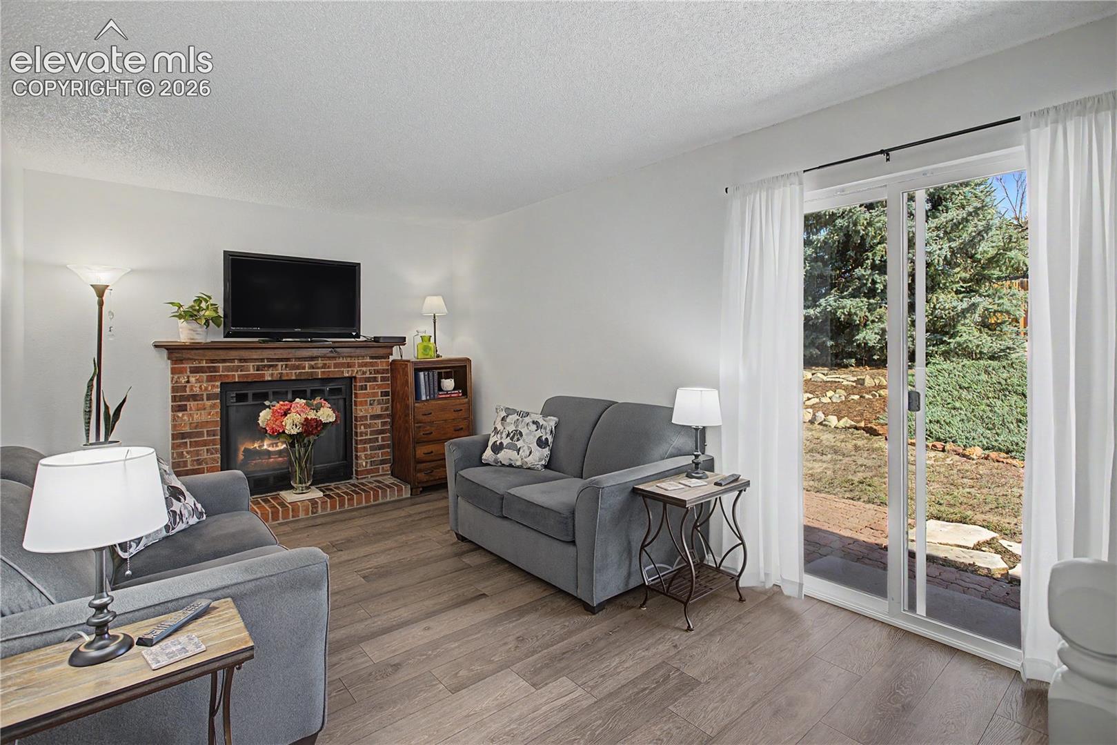 Listing photo 17 for 3420 Excelsior Drive