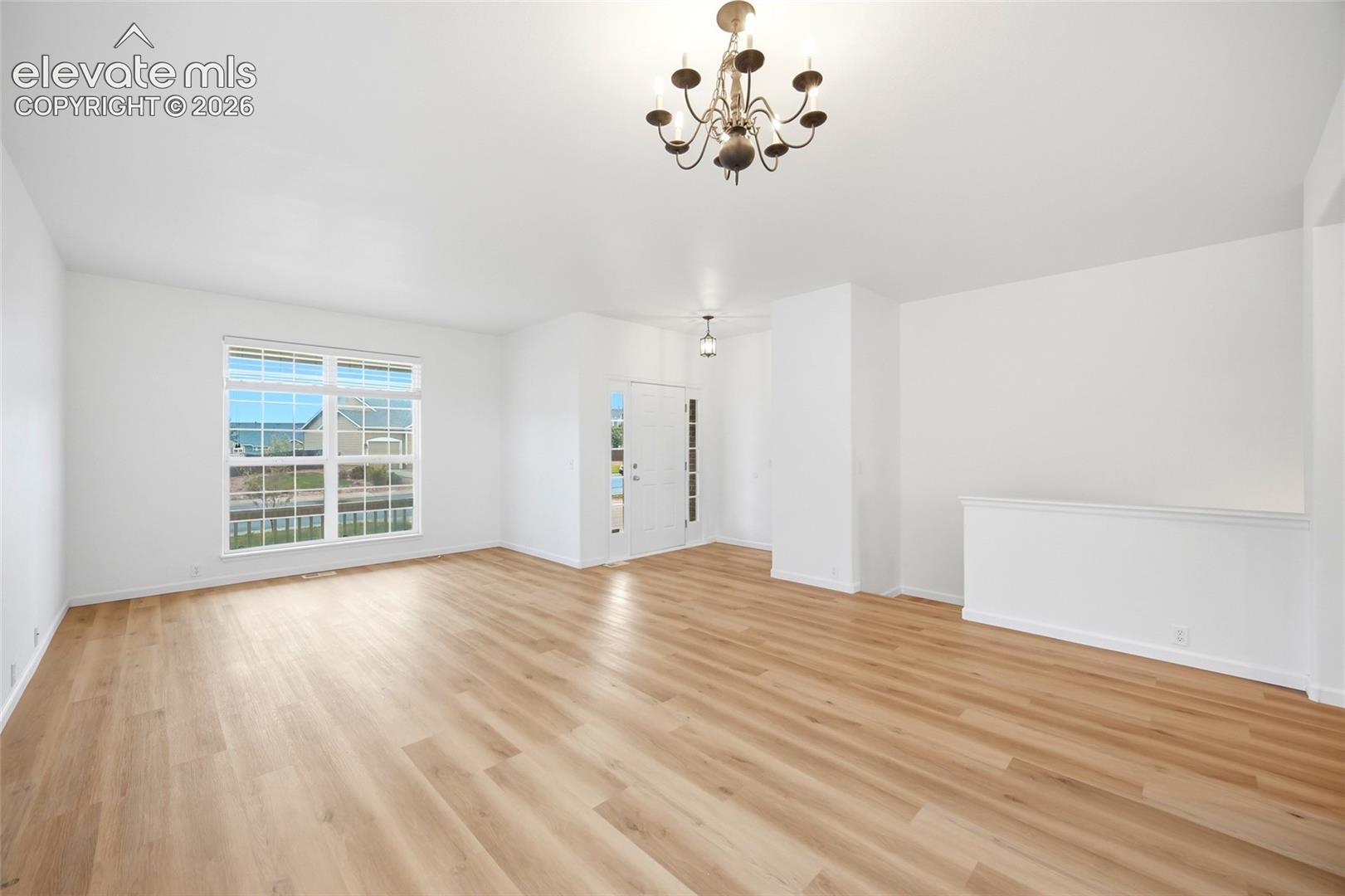 Listing photo 8 for 12354 Pine Valley Circle