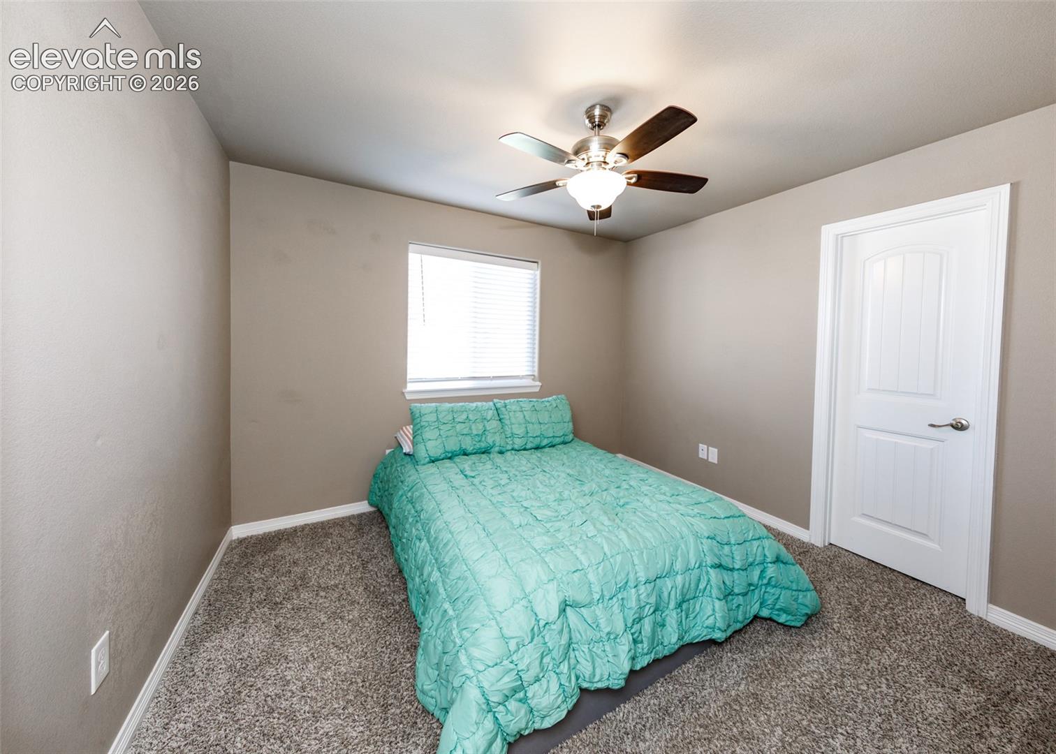 6977 Winnicut Drive, photo 23