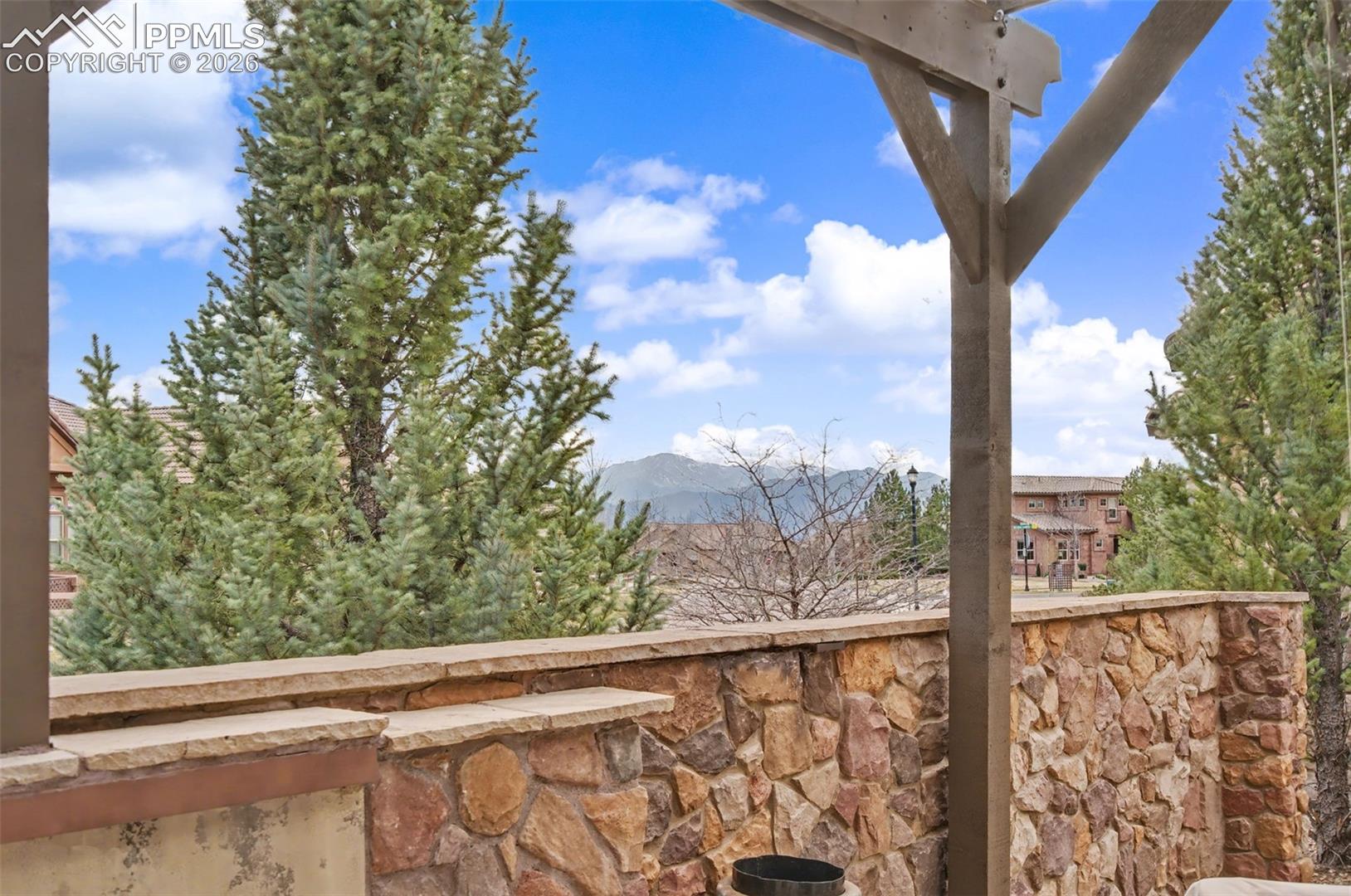 Listing photo 4 for 2328 Margaux Valley Way