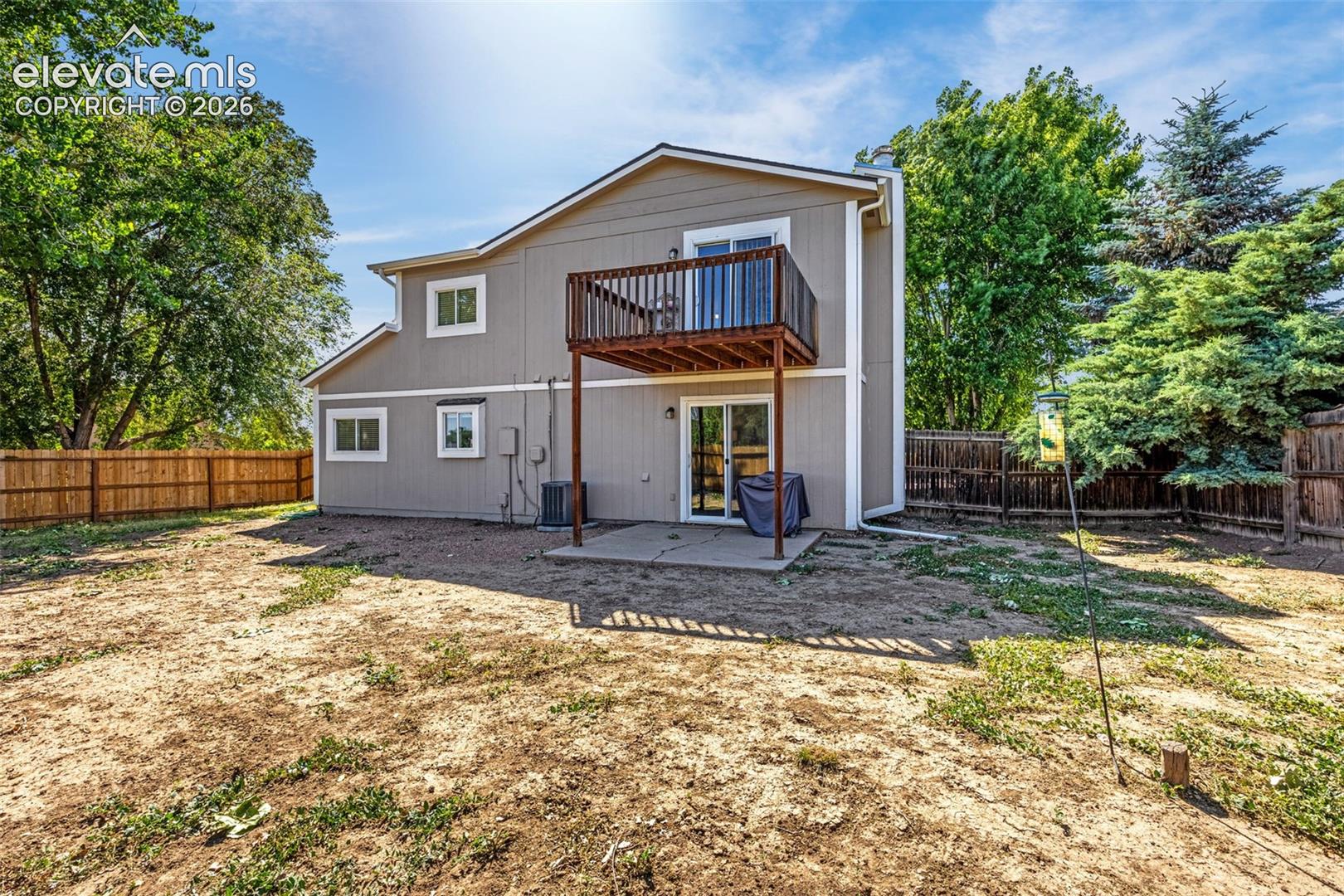 Listing photo 25 for 982 Candlestar Loop