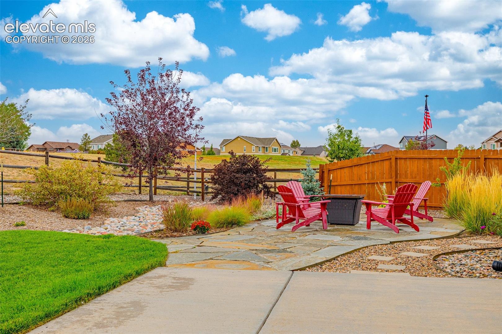 Listing photo 40 for 10638 Mt Emerald Drive