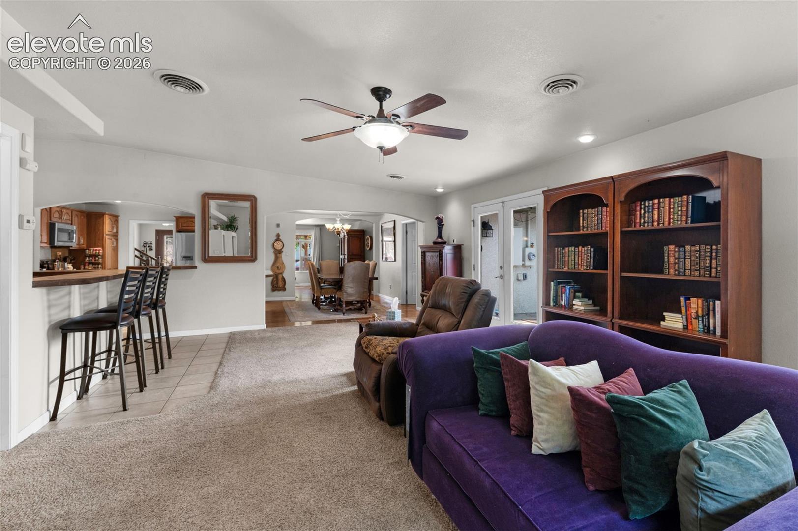 Listing photo 13 for 2935 Country Club Drive