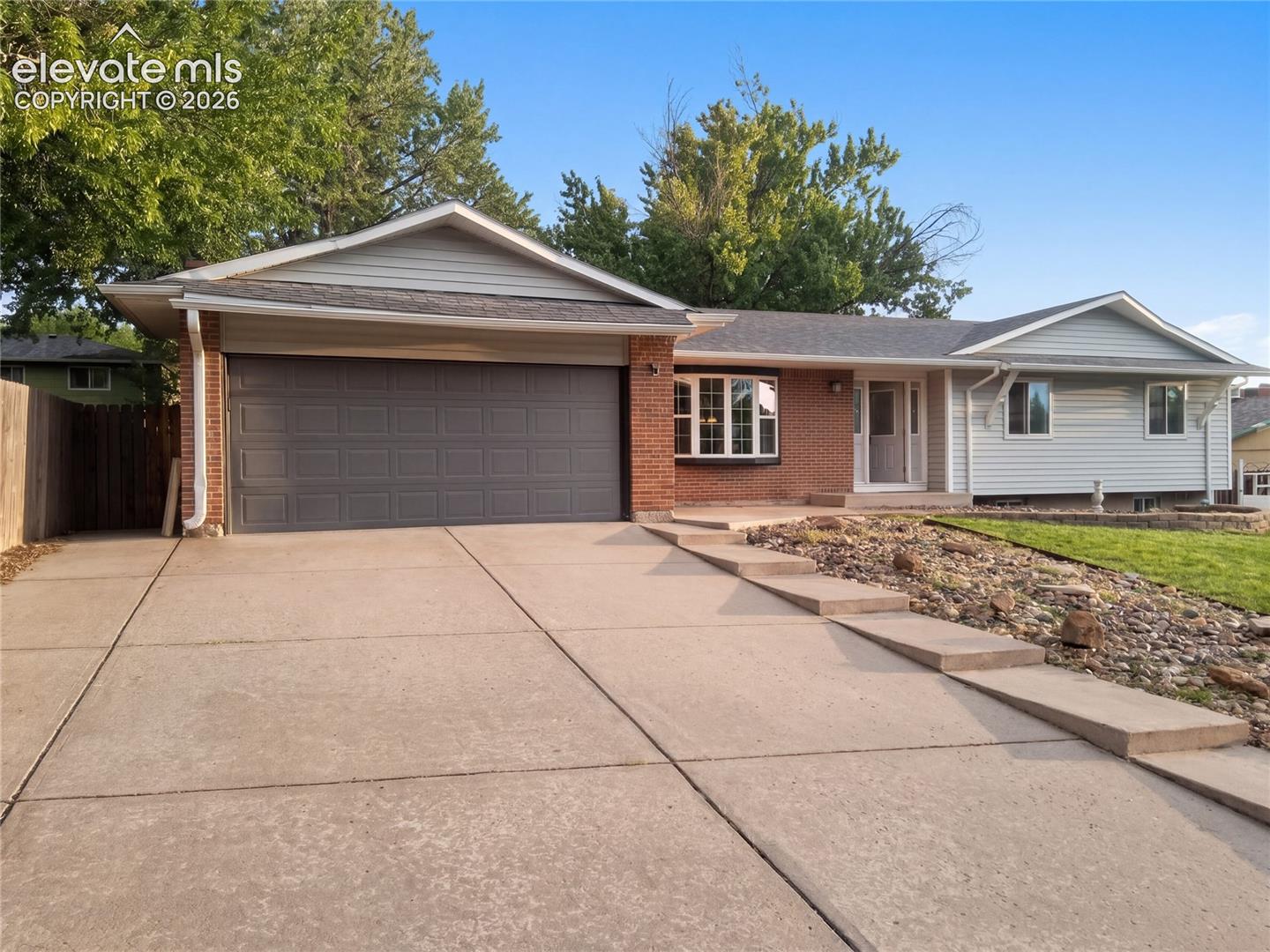 4015 Valli Vista Road — listing photo
