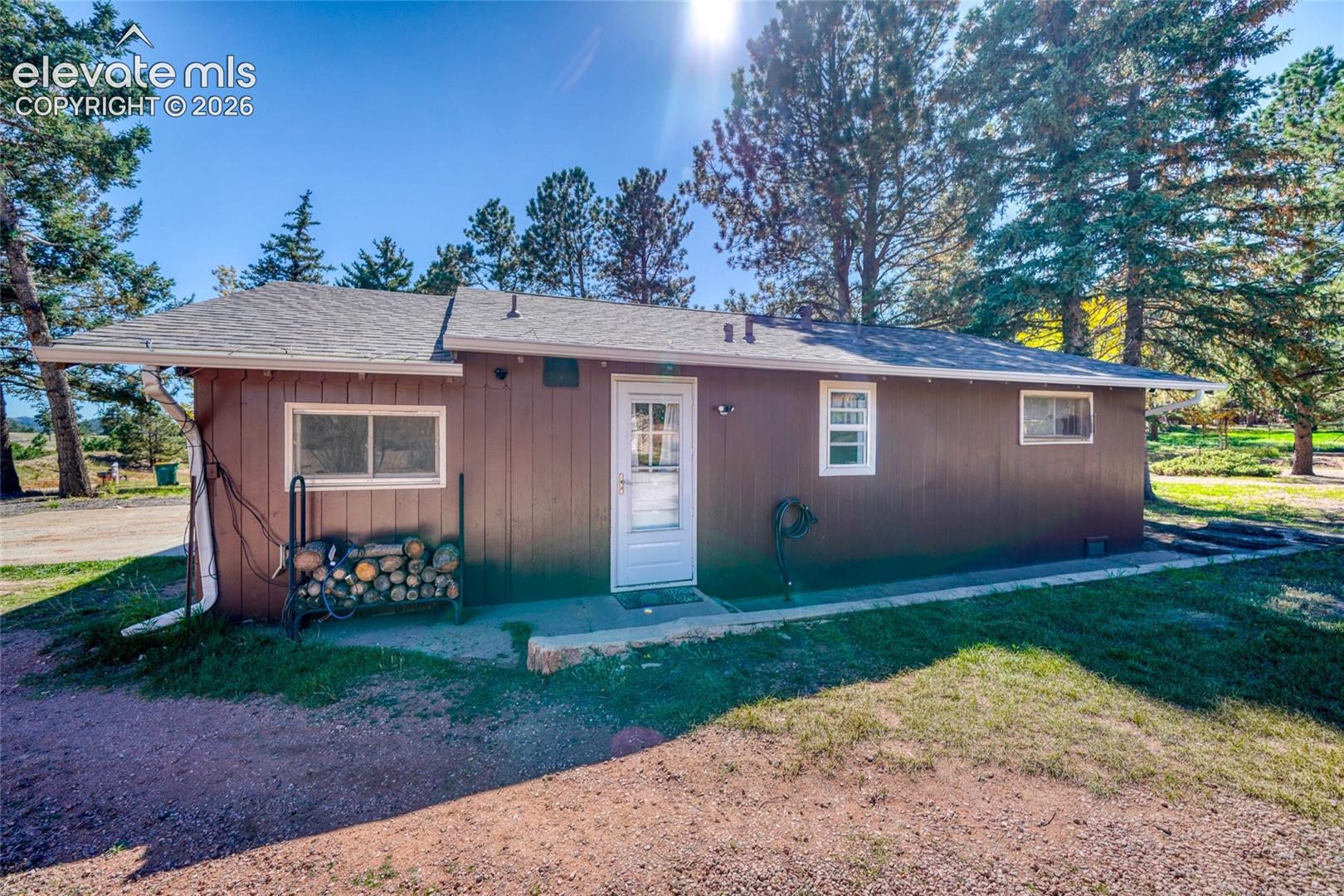 Listing photo 43 for 1867 Woodland Avenue