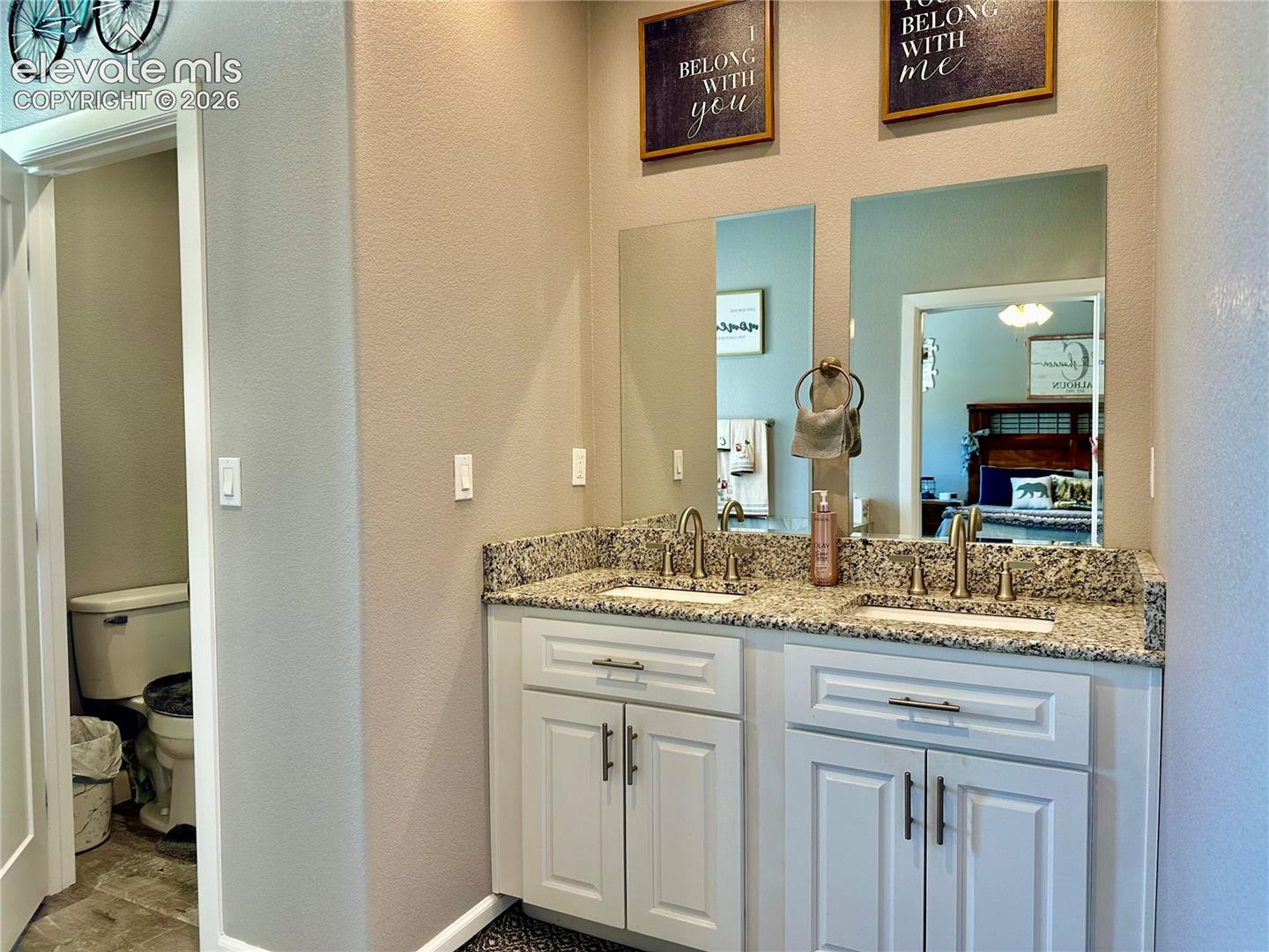 Listing photo 24 for 2064 W Hesperus Drive