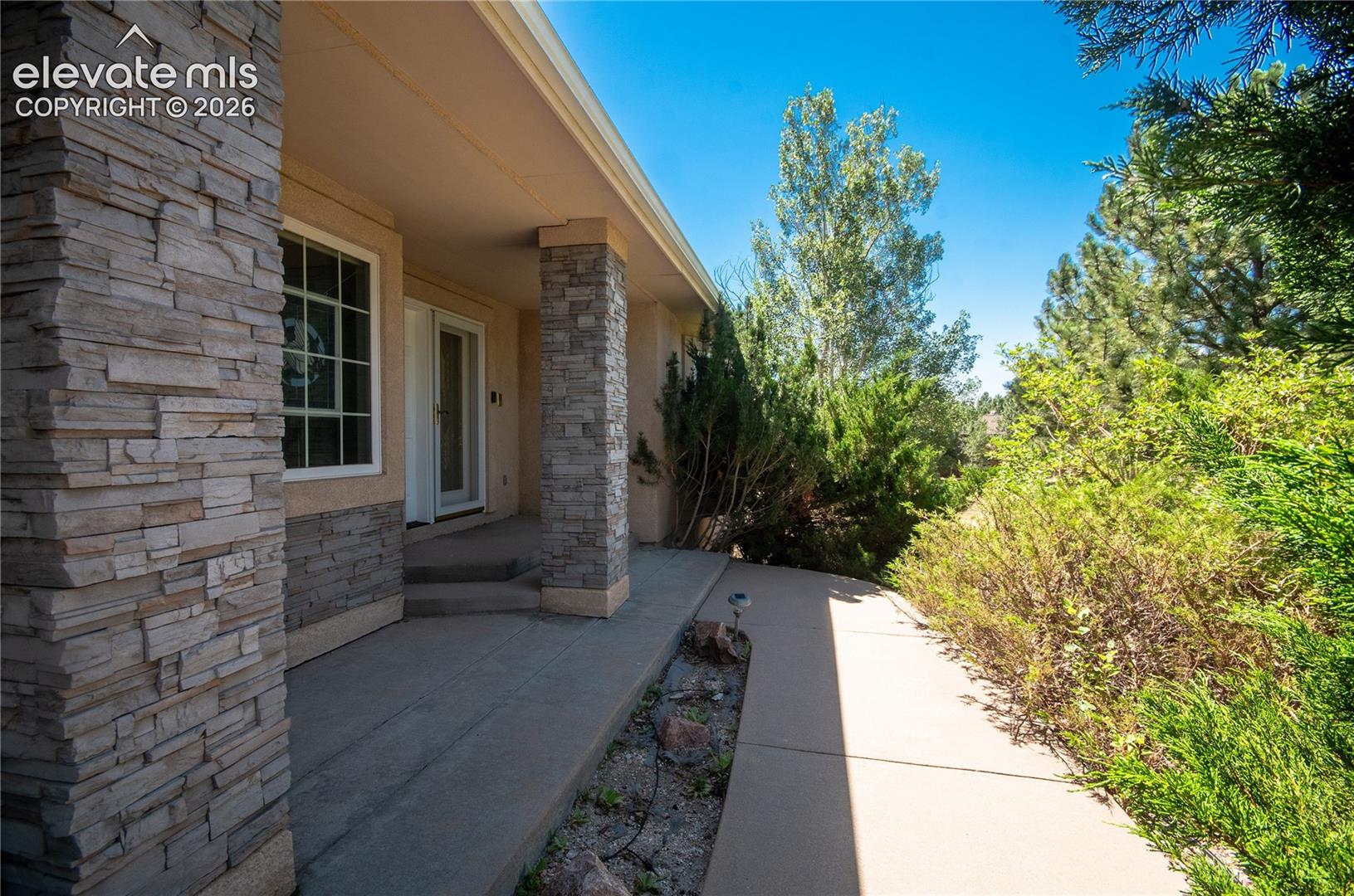 19558 Fox Trail Way, photo 3