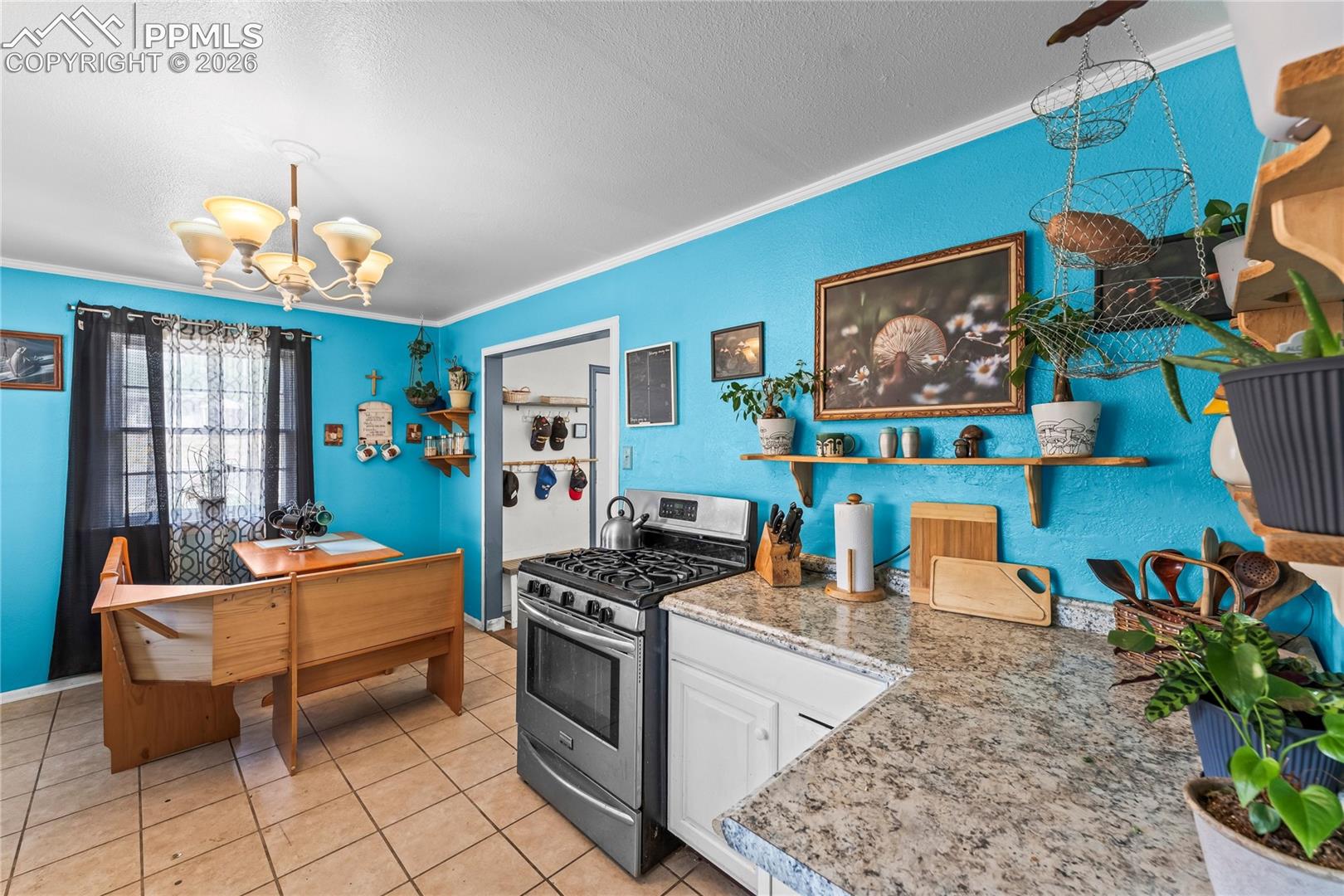 849 Fountain Boulevard, photo 13