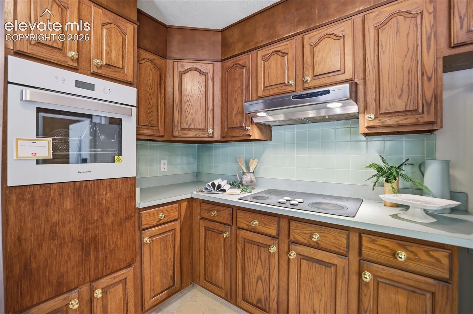 Listing photo 11 for 223 Crystal Hills Boulevard