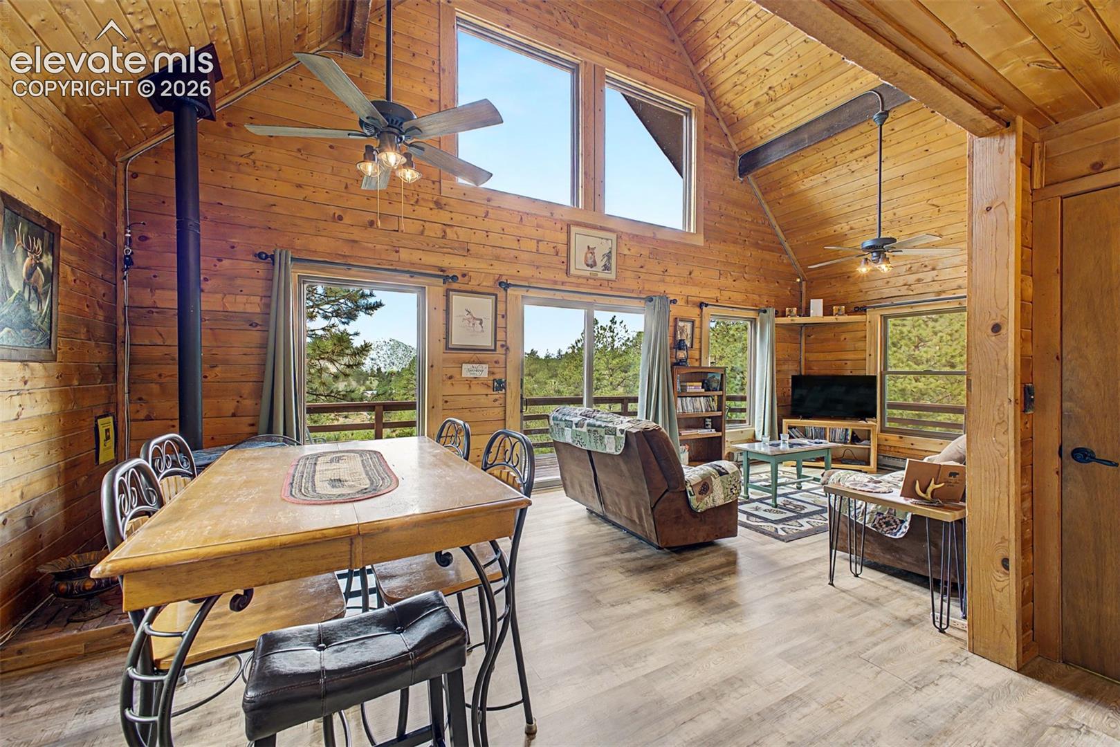 Listing photo 20 for 525 Wilson Way