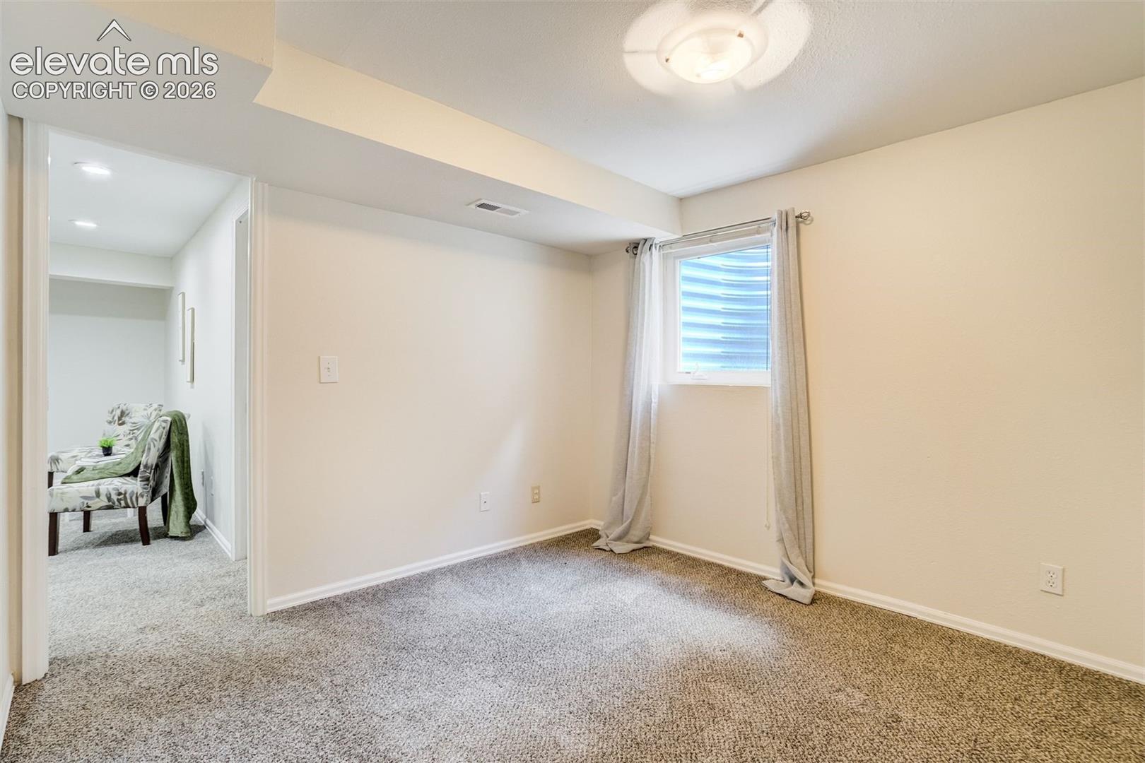 Listing photo 32 for 314 Cobblestone Drive