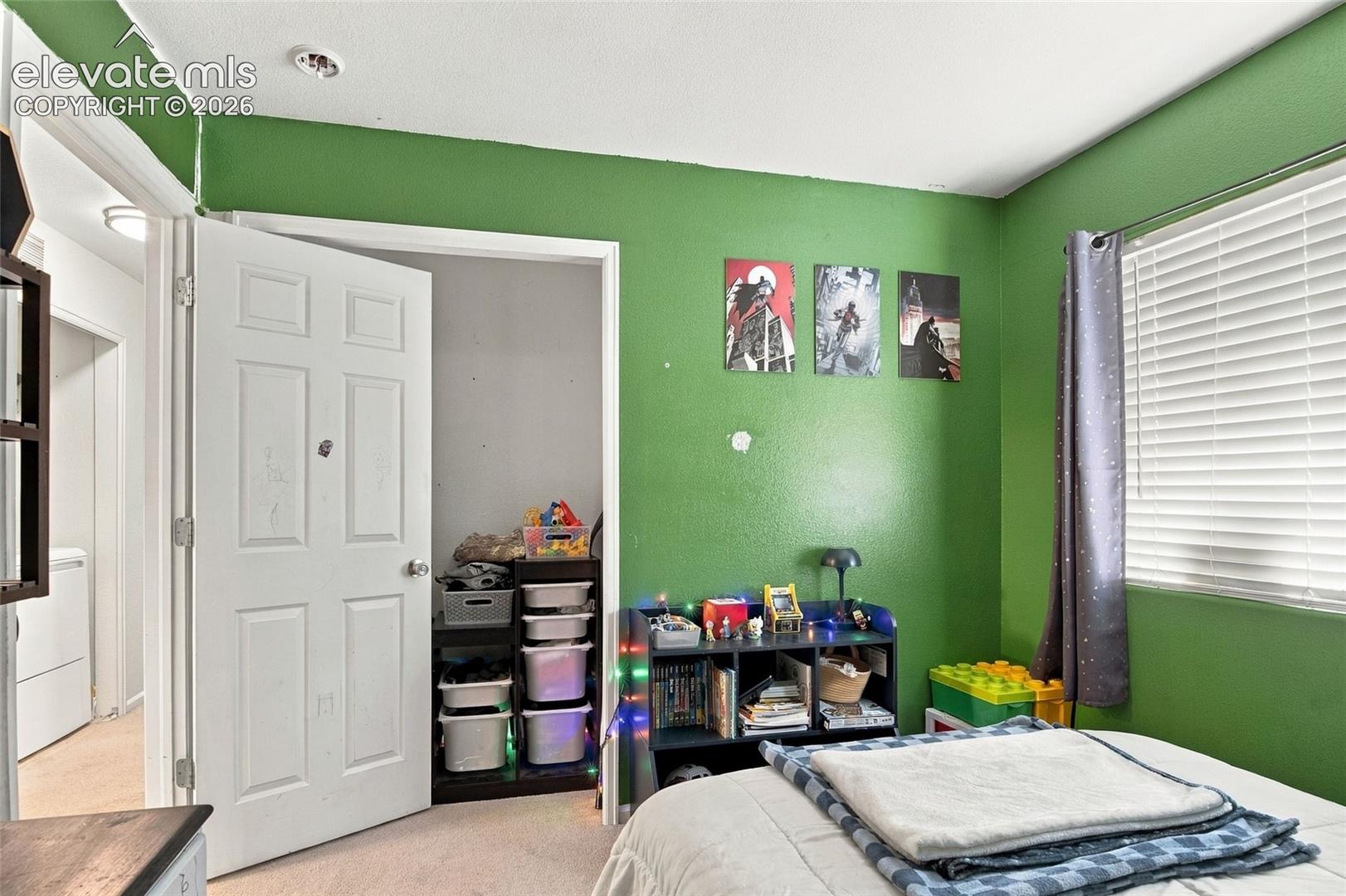 Listing photo 17 for 8451 Shadow Run Lane