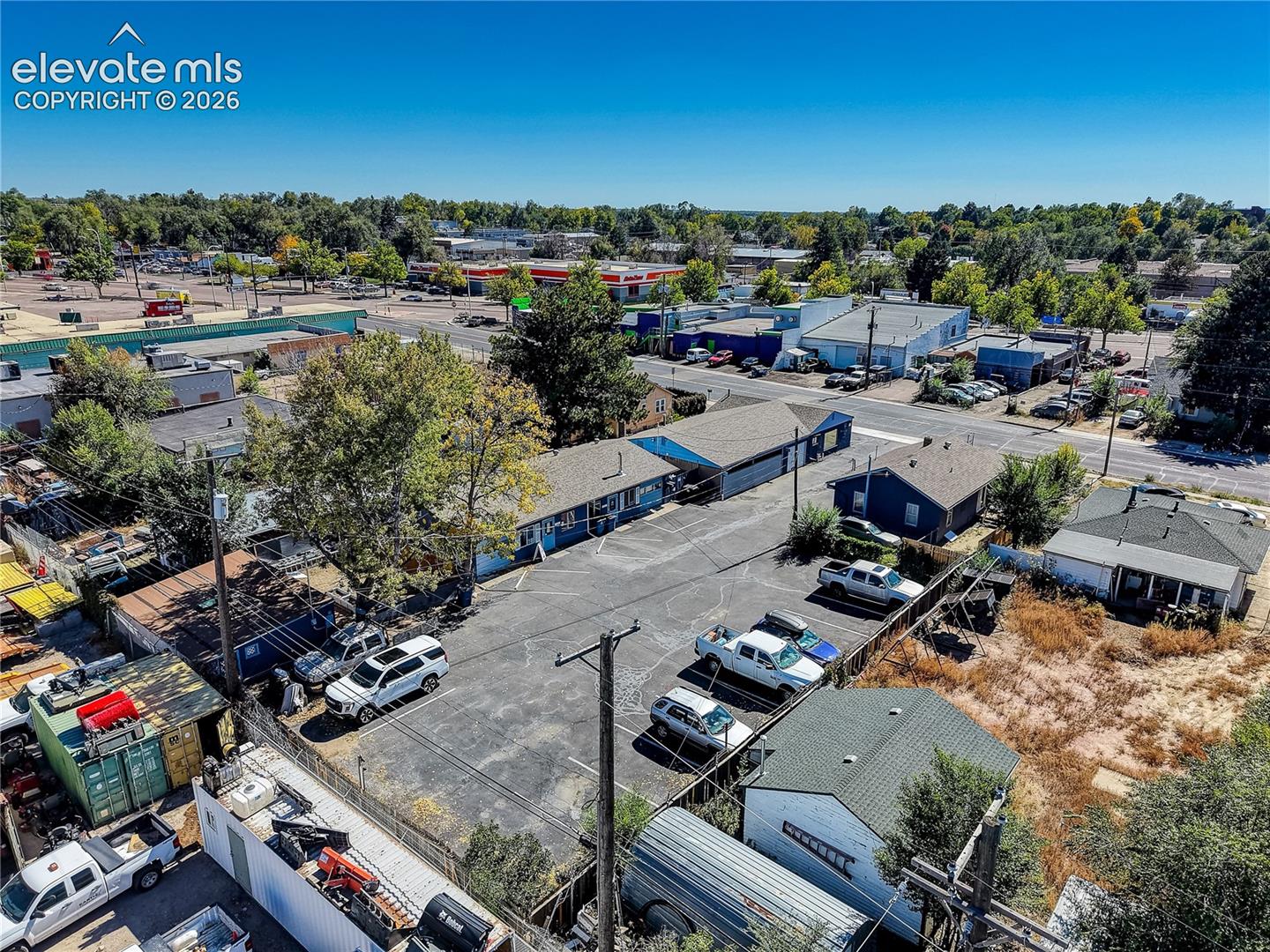 Listing photo 6 for 2382-B E Boulder Street
