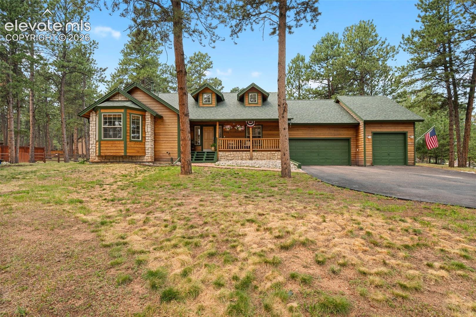 1400 Eagle Trace Court — listing photo