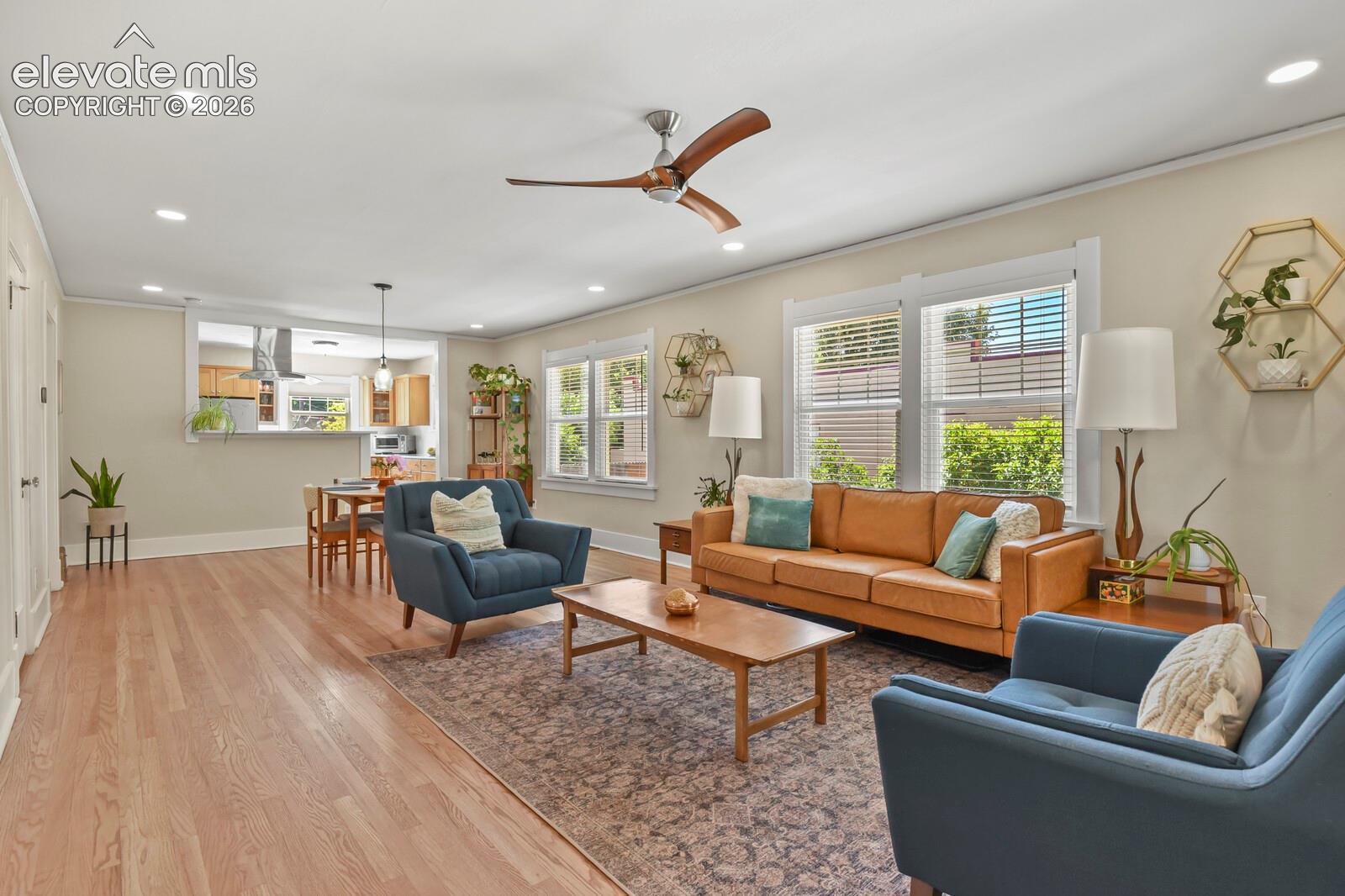 Listing photo 12 for 1507 N El Paso Street