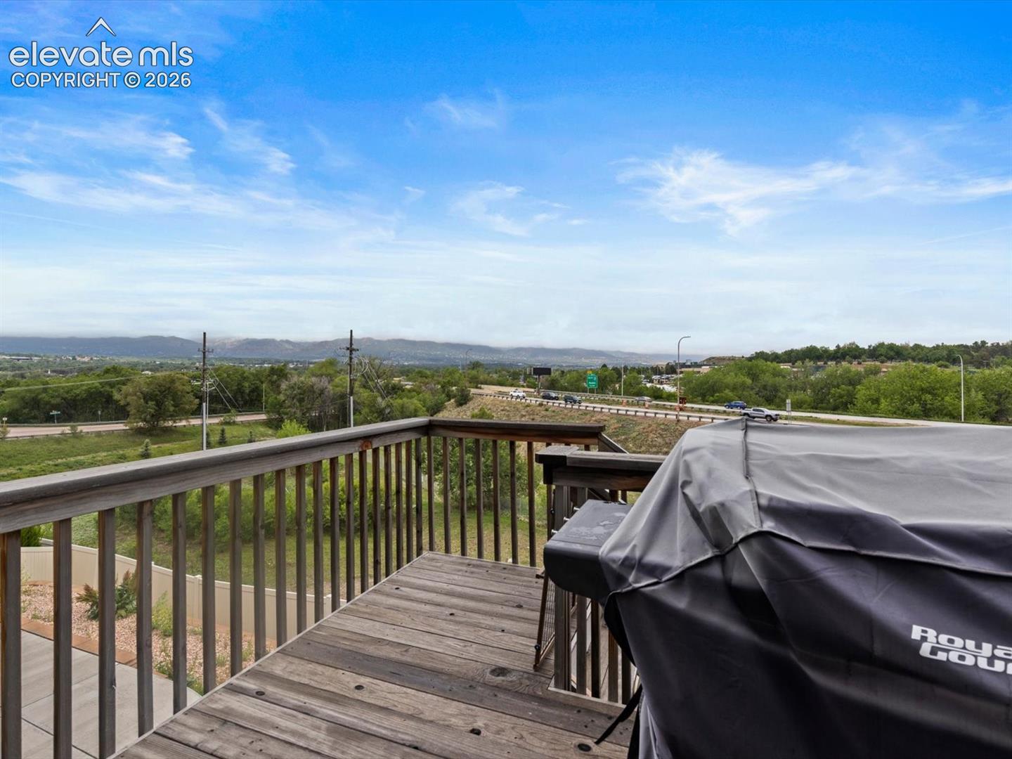 Listing photo 14 for 1564 Grand Overlook Street