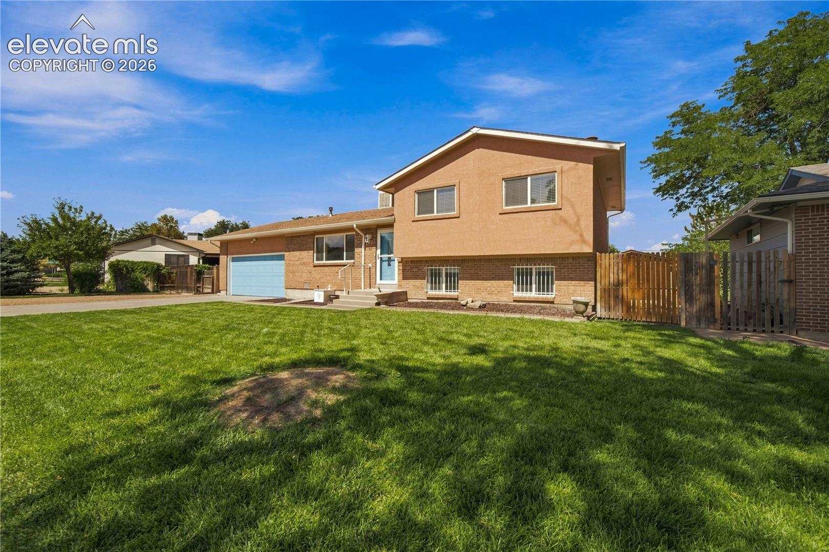 Listing photo 36 for 540 Starlite Drive