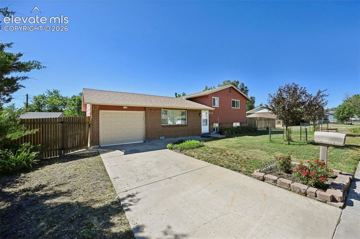 313 Cranbrook Circle — listing photo