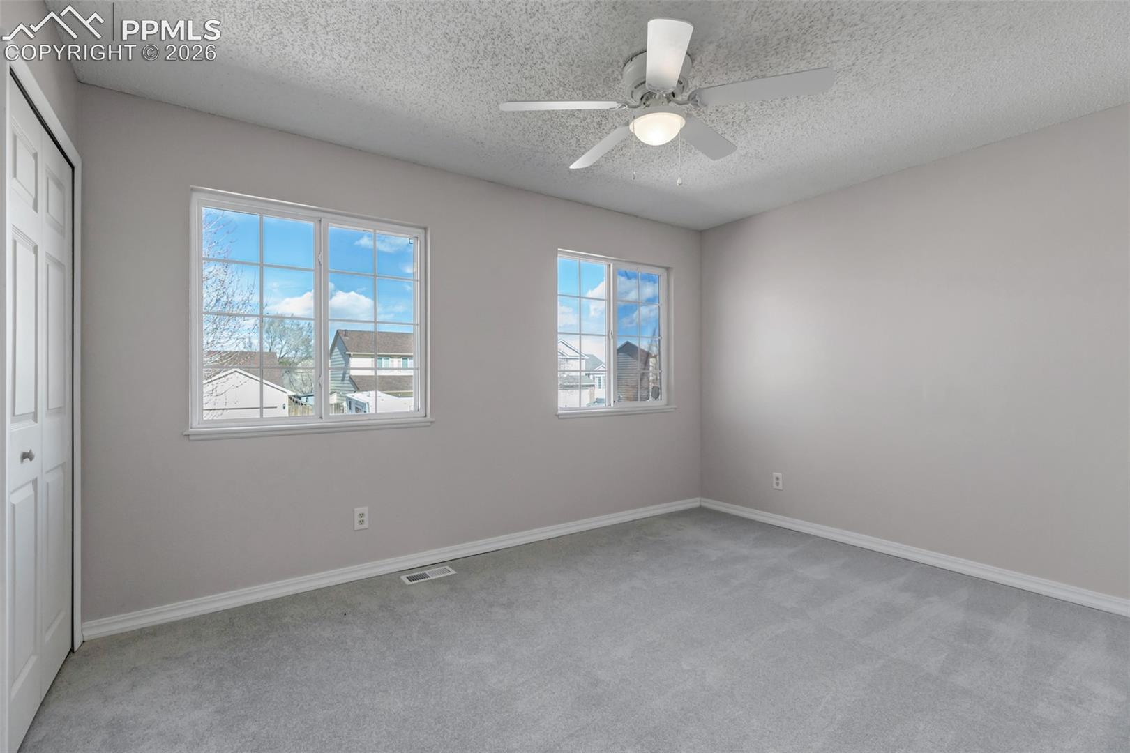 Listing photo 28 for 2375 Lisa Drive