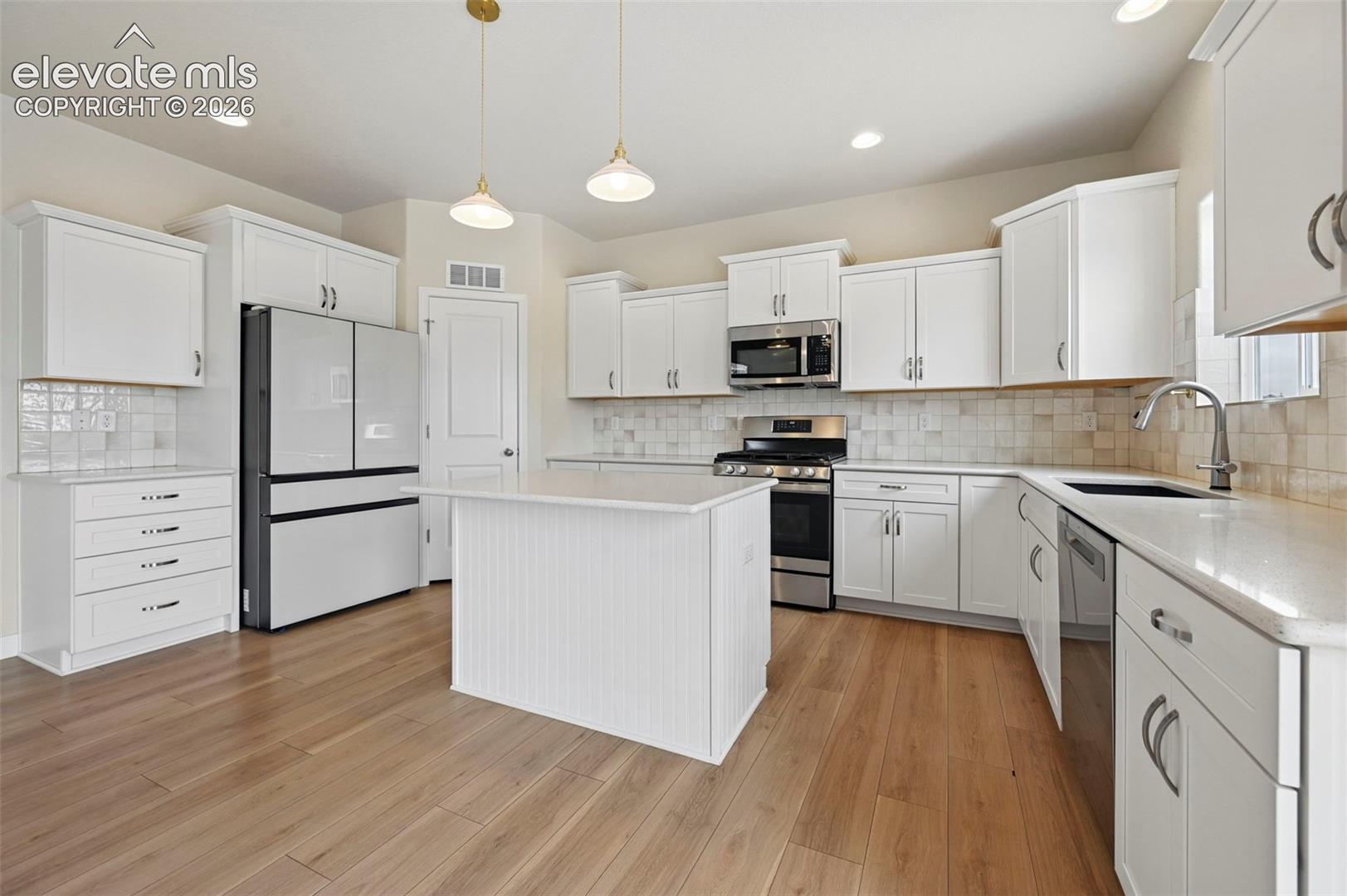 6007 Wendy Stream Way, photo 10