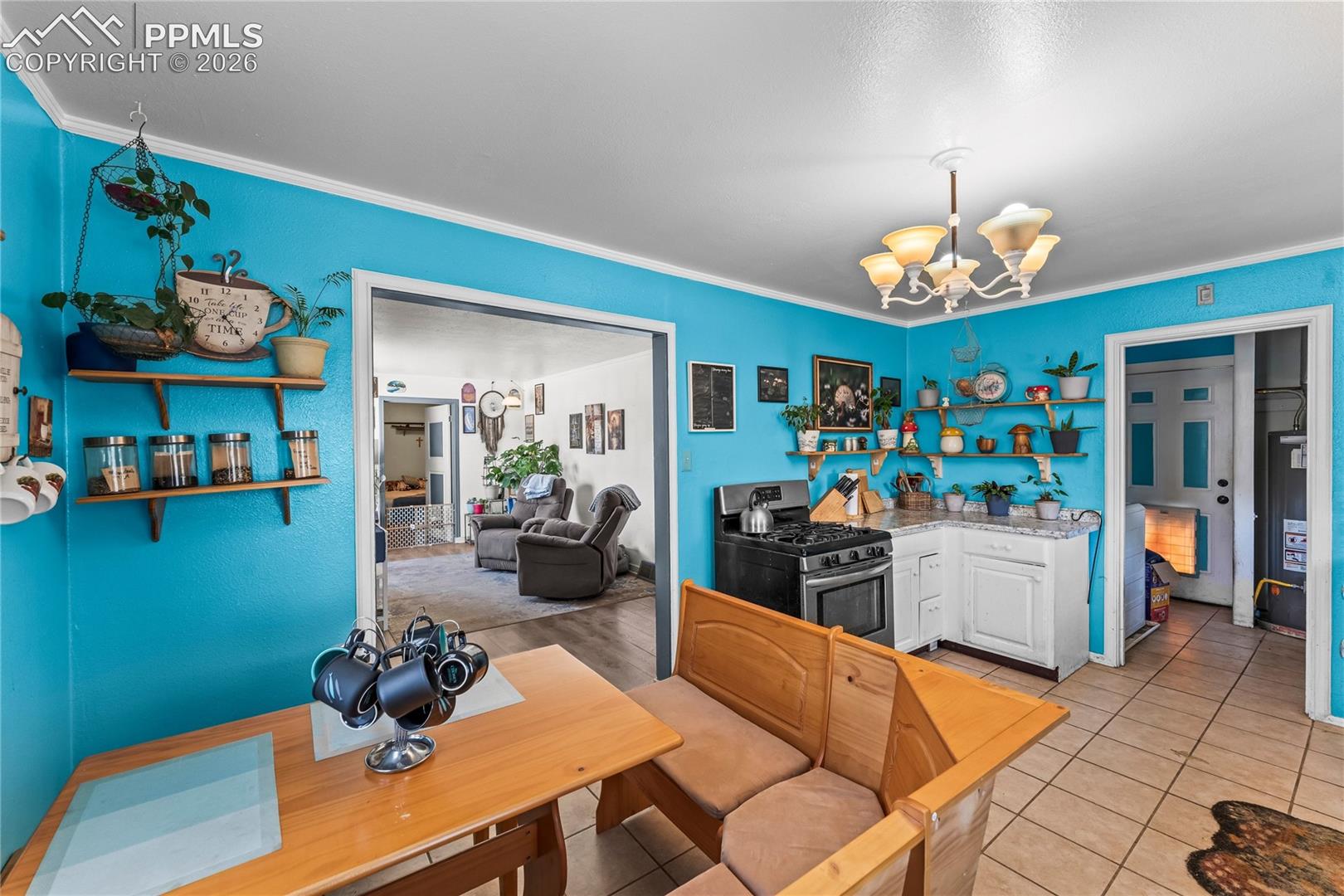 849 Fountain Boulevard, photo 10