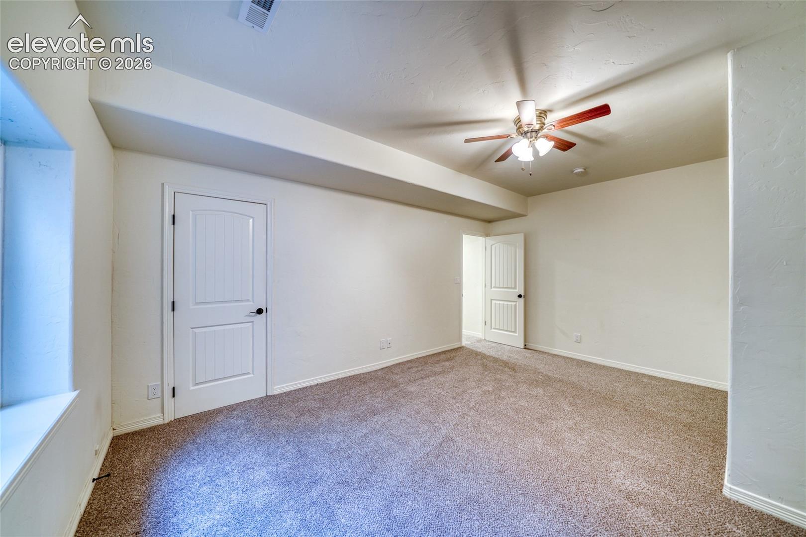 Listing photo 44 for 1130 Spectrum Loop