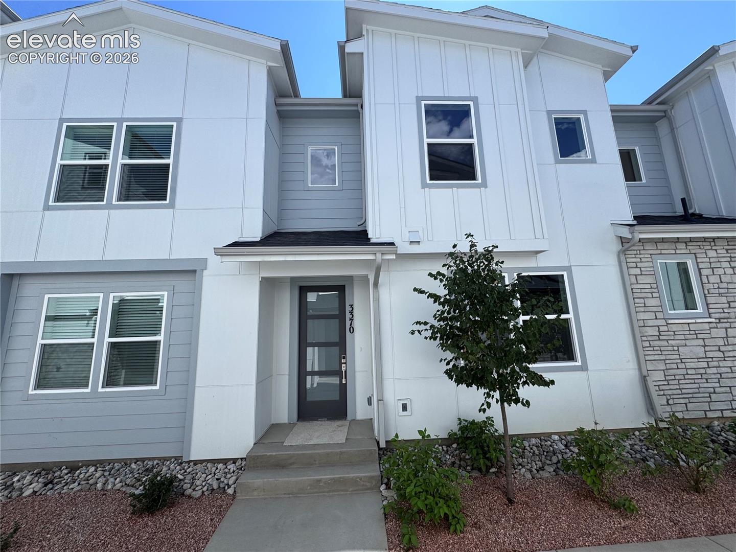 3370 Drumlin Grove