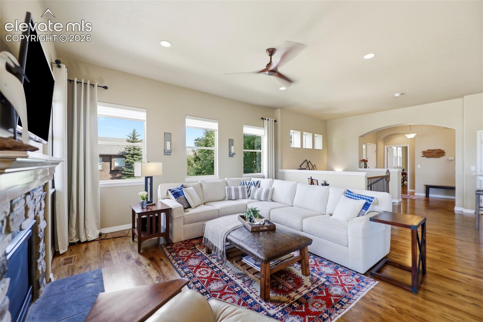 Listing photo 9 for 2415 Veneto Way
