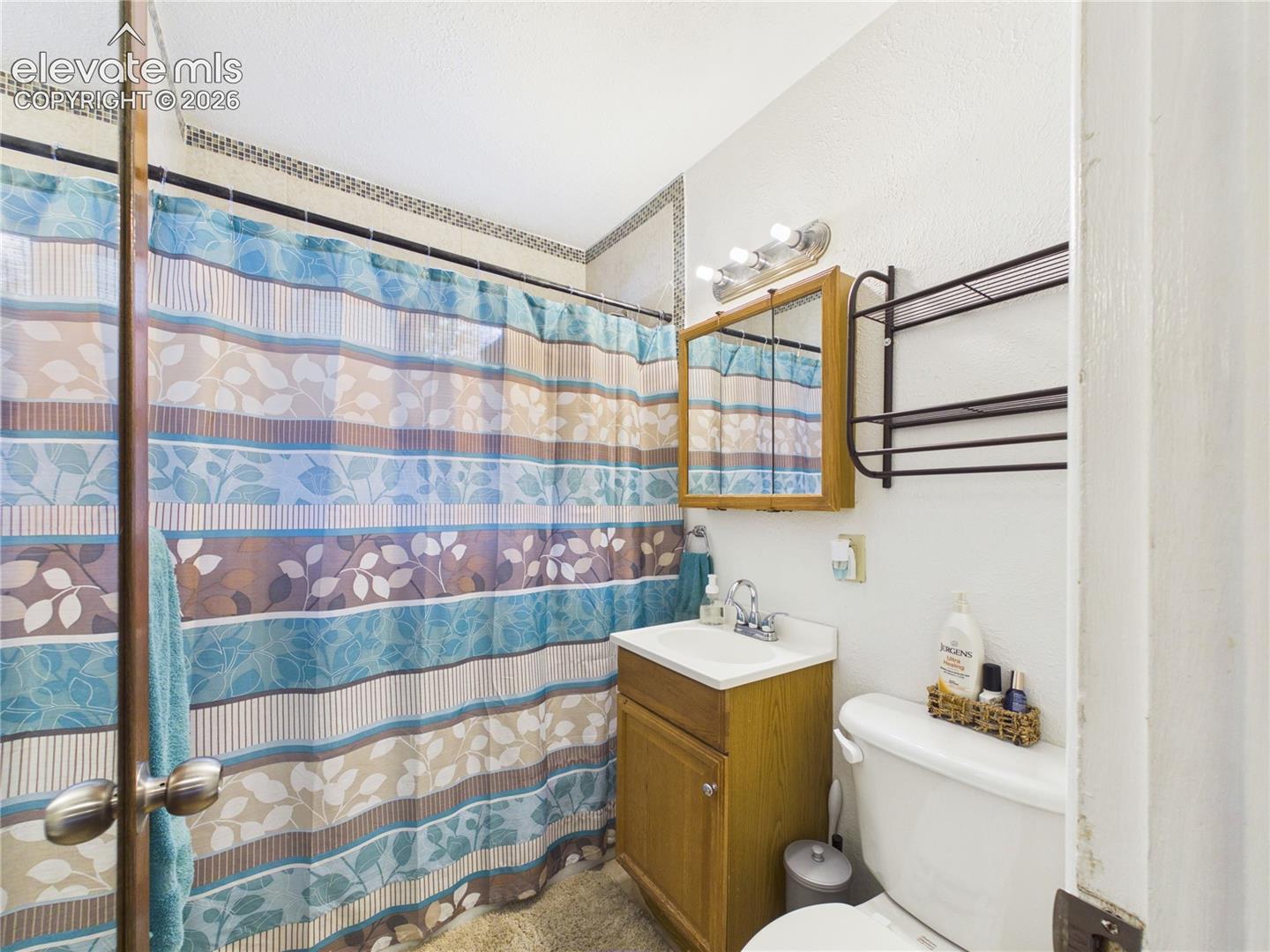 Listing photo 19 for 1615 Englewood Drive