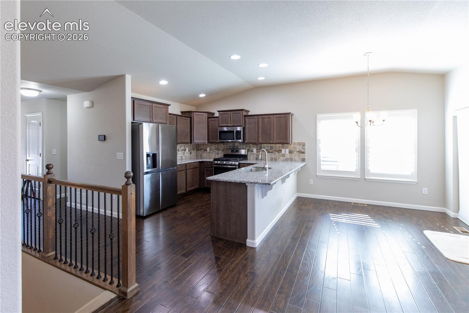 Listing photo 14 for 11395 Rill Point