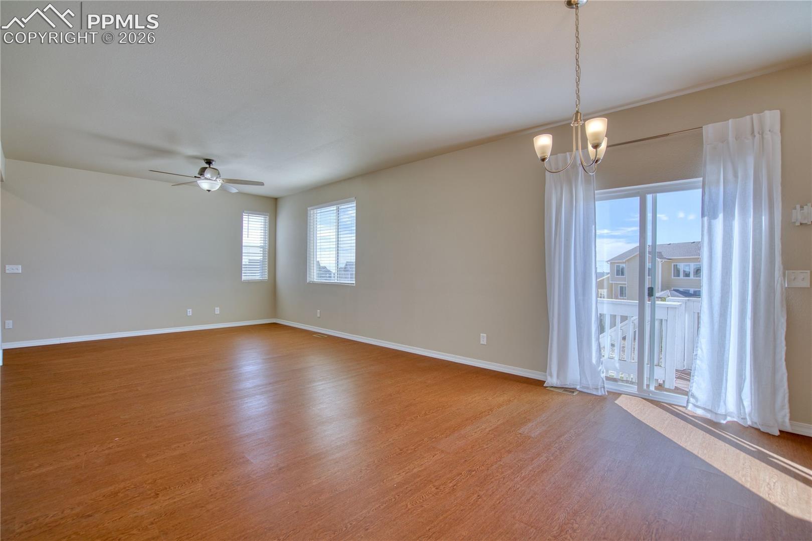 Listing photo 8 for 10104 Bluffstone Court