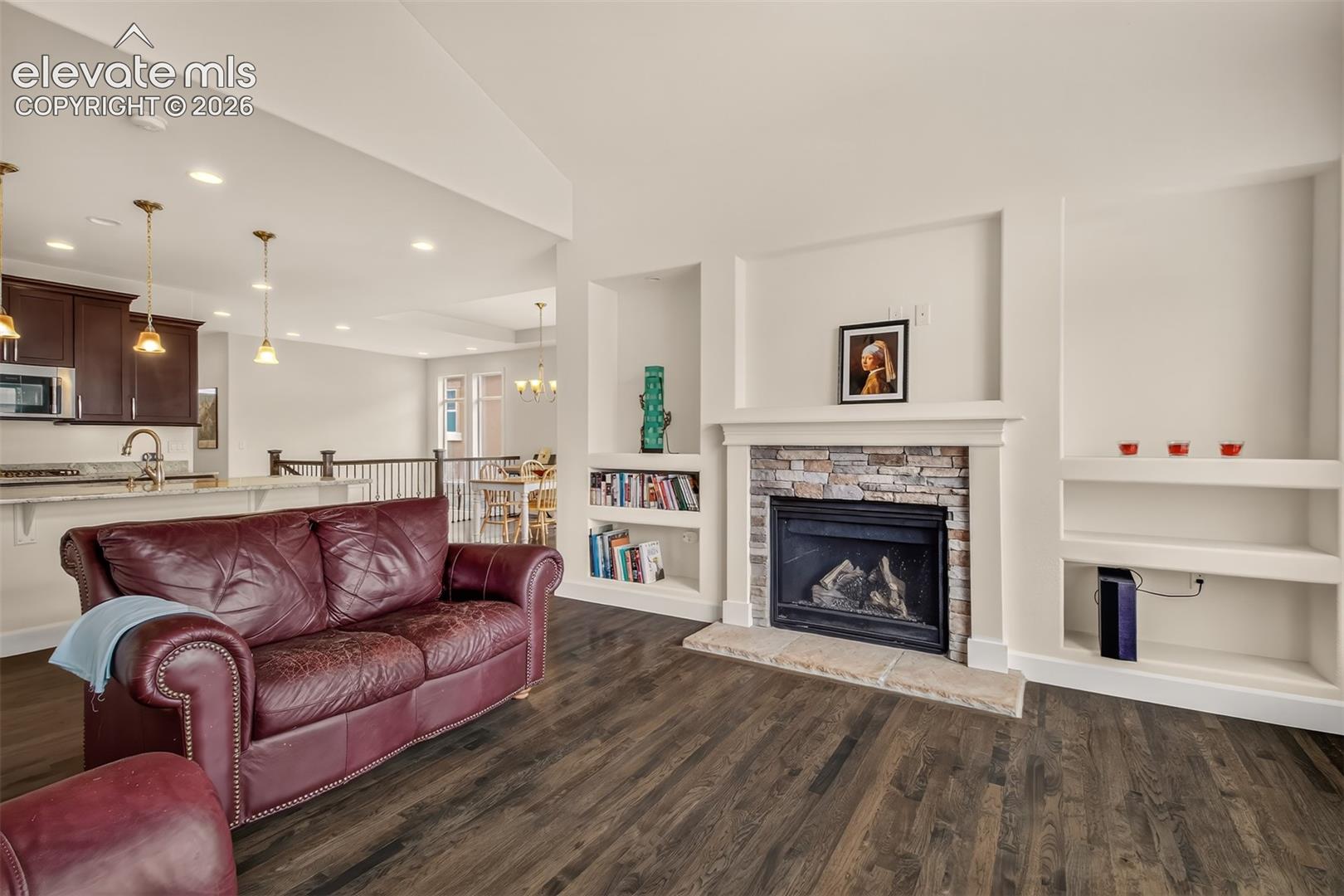 Listing photo 4 for 1506 PROMONTORY BLUFF View