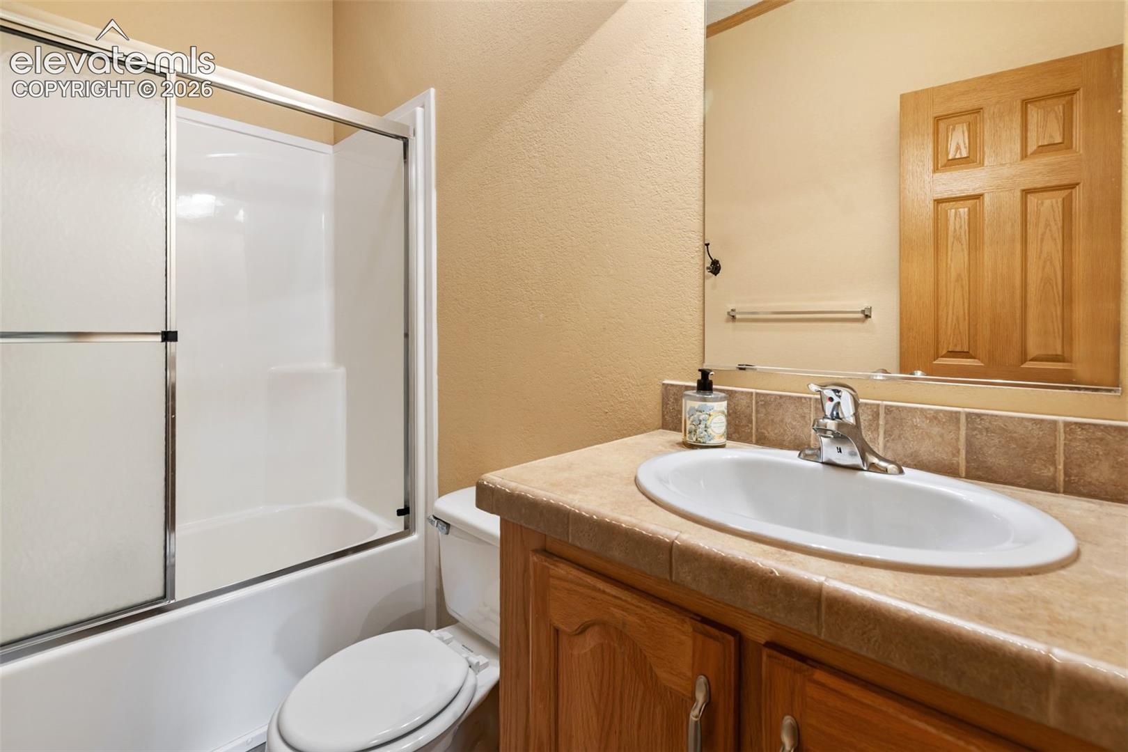 Listing photo 25 for 129 Kestrel Court