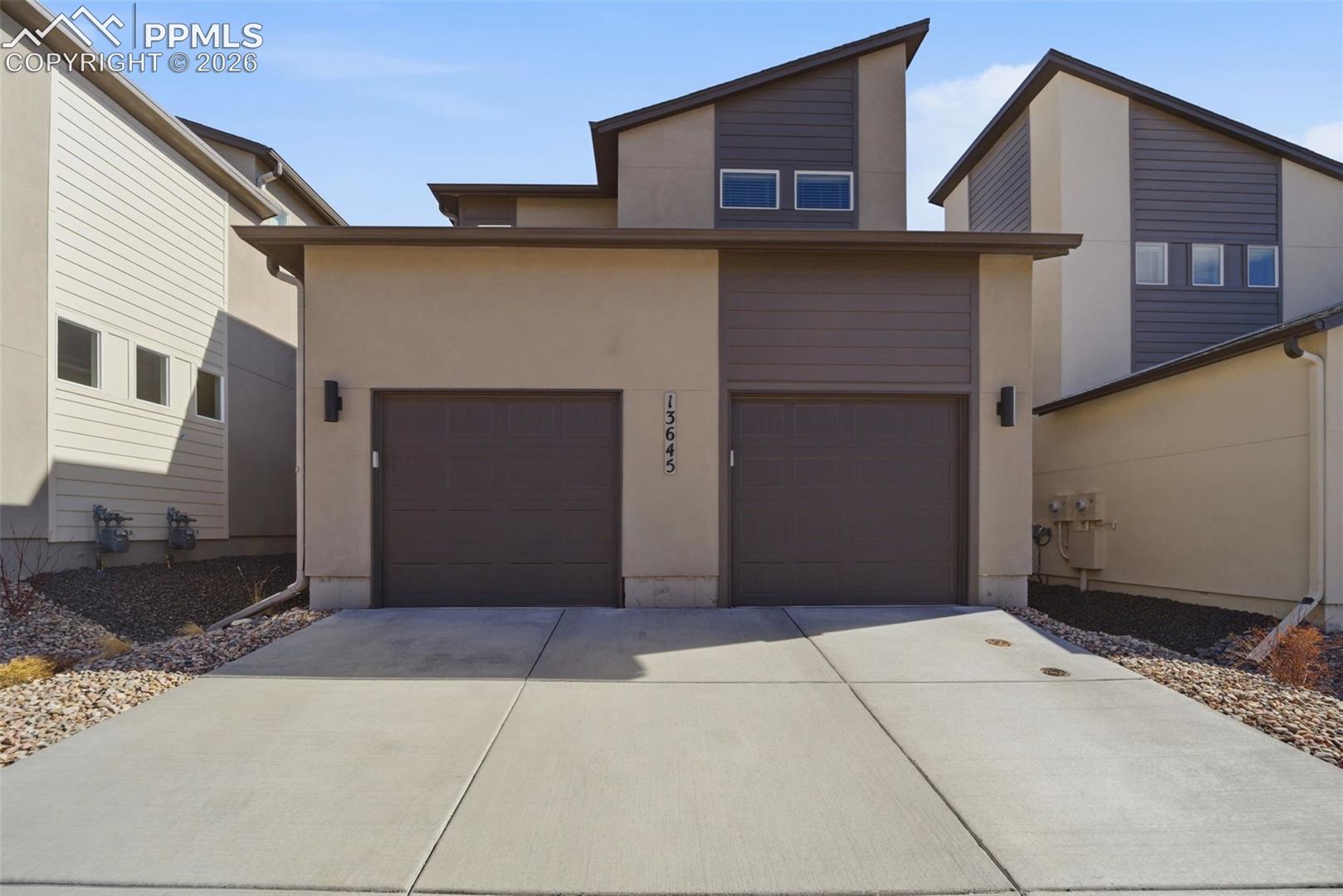 Listing photo 3 for 13645 Flurry Heights