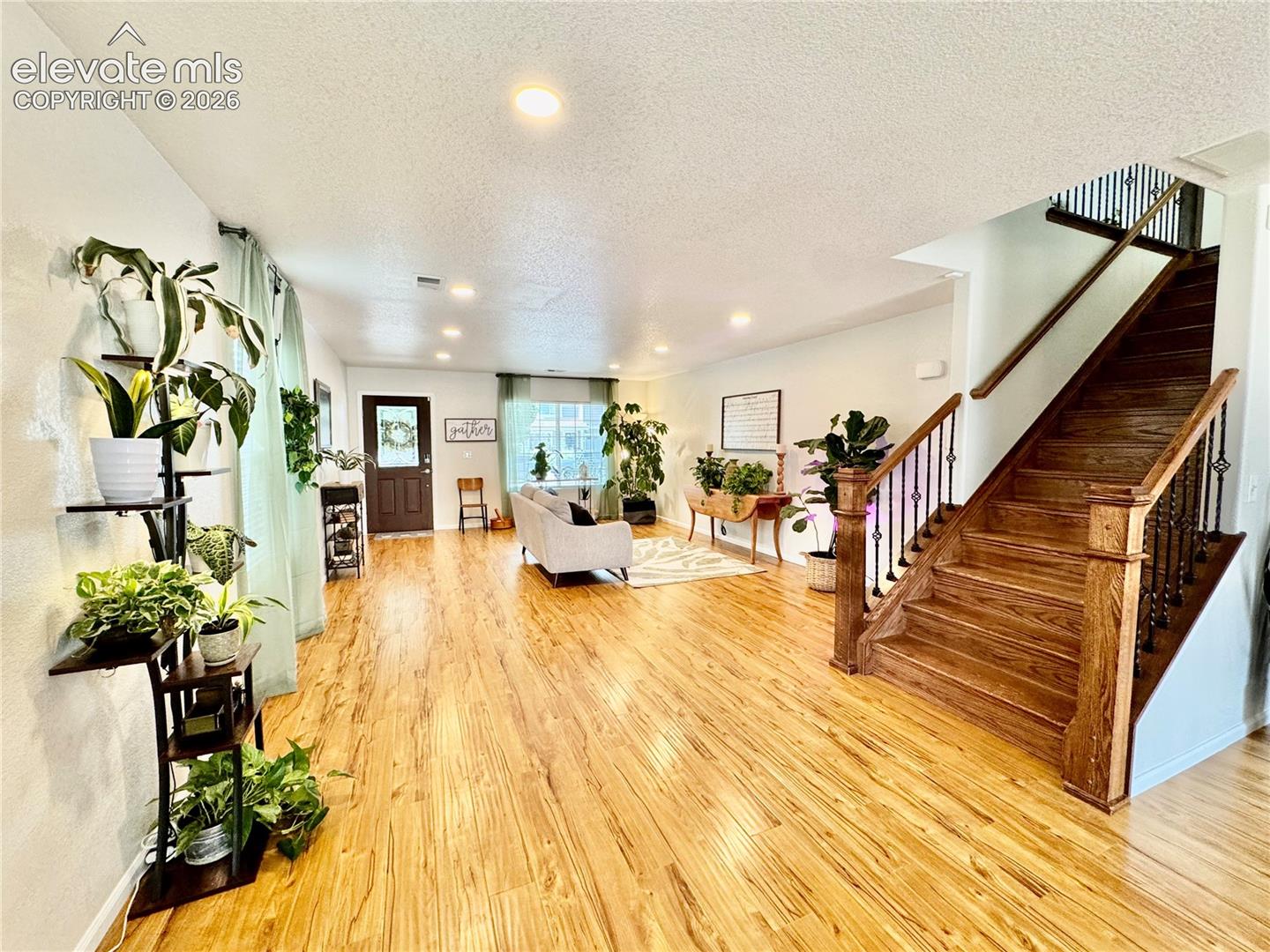 Listing photo 4 for 7965 Campground Drive