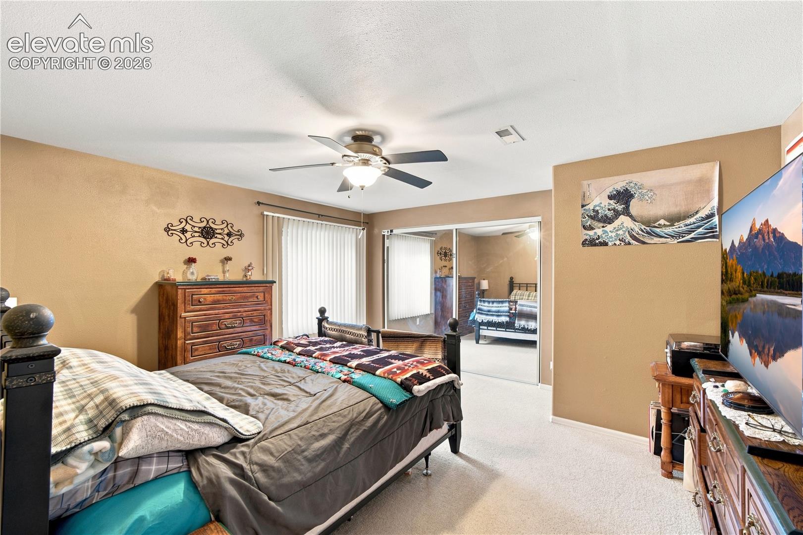 Listing photo 25 for 635 E Inca Court