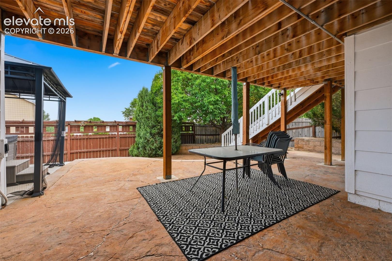 Listing photo 26 for 8929 Celebrity Court