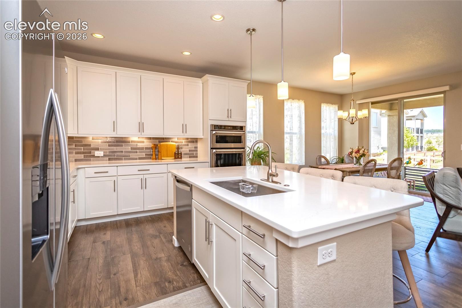 Listing photo 12 for 6340 Harney Drive