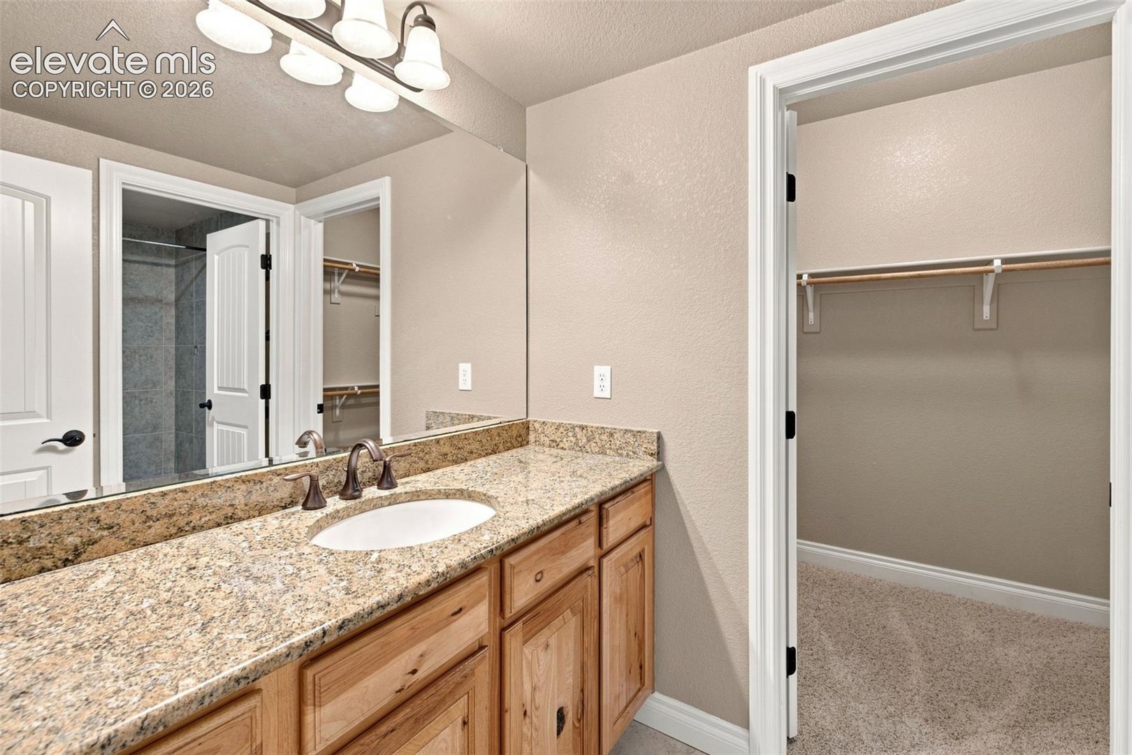 Listing photo 25 for 17796 Mining Way