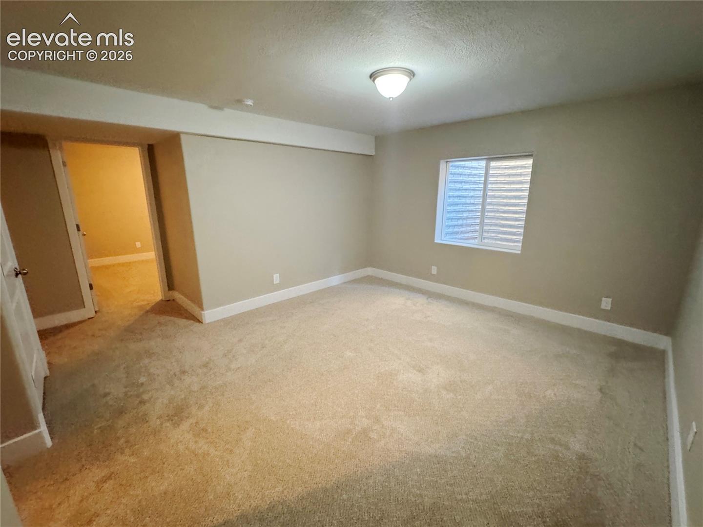 Listing photo 35 for 7961 Sandsmere Drive