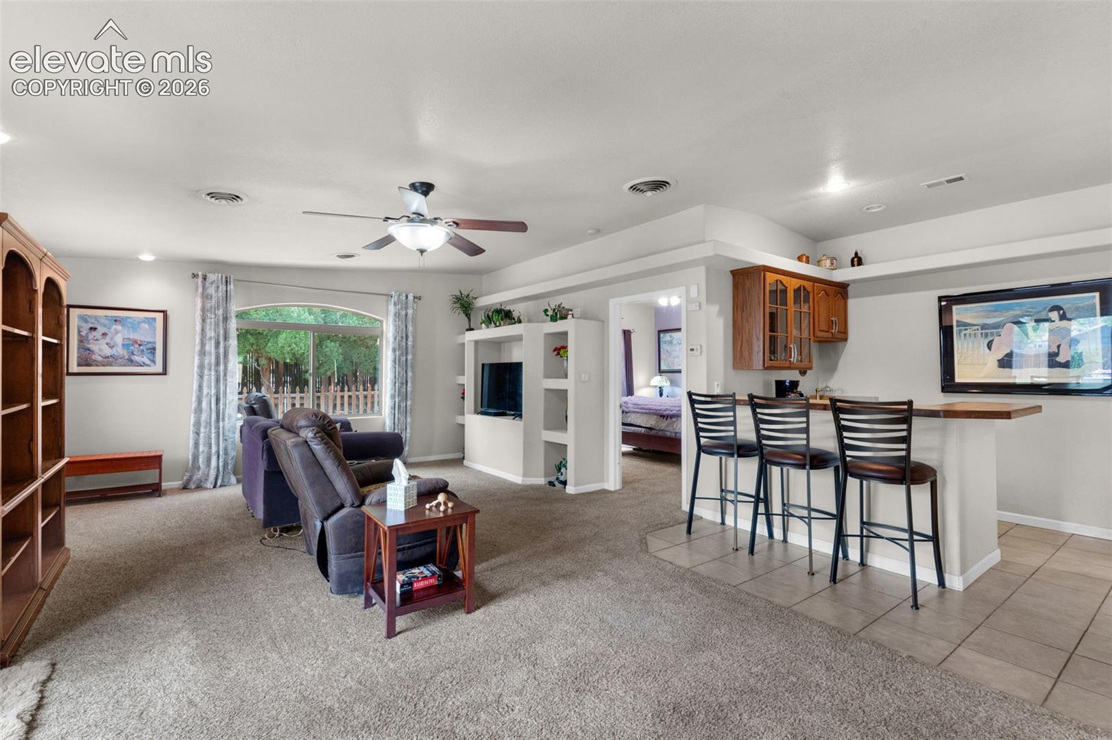 Listing photo 11 for 2935 Country Club Drive