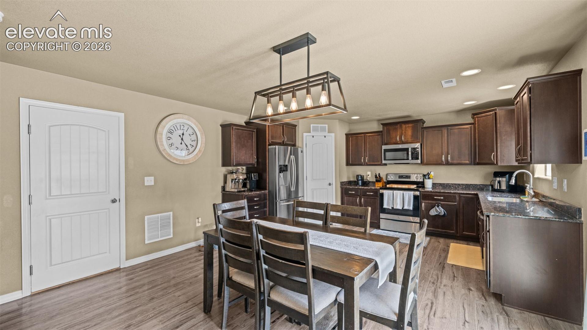 Listing photo 10 for 10857 Hidden Prairie Parkway