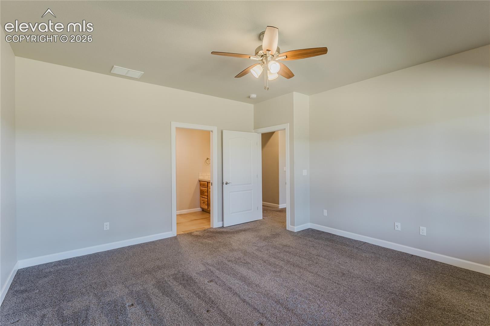 Listing photo 39 for 407 Silvermoon Heights